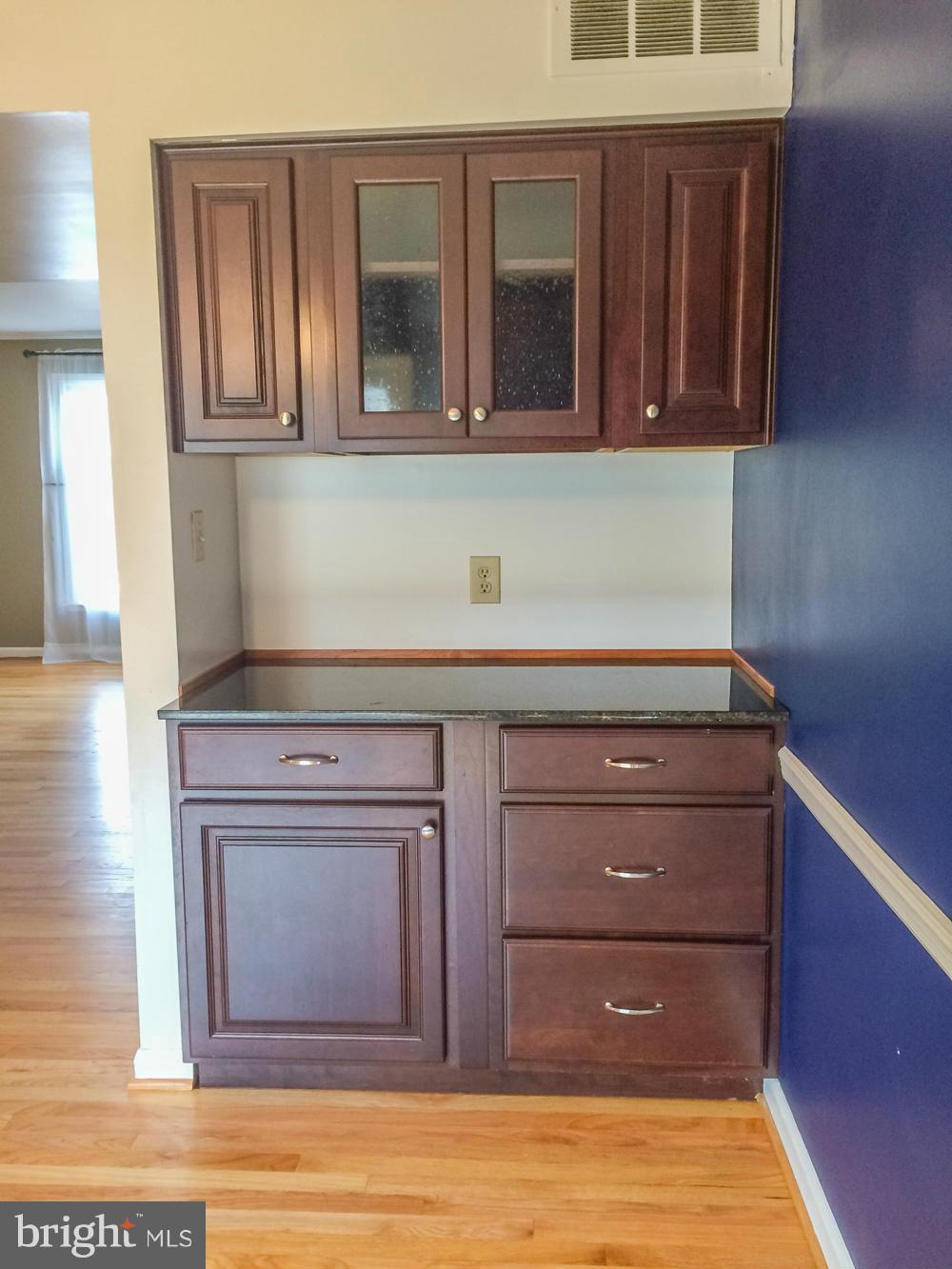 GEORGETOWN HOUSES - Residential Lease