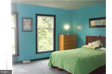 GEORGETOWN HOUSES - Residential Lease