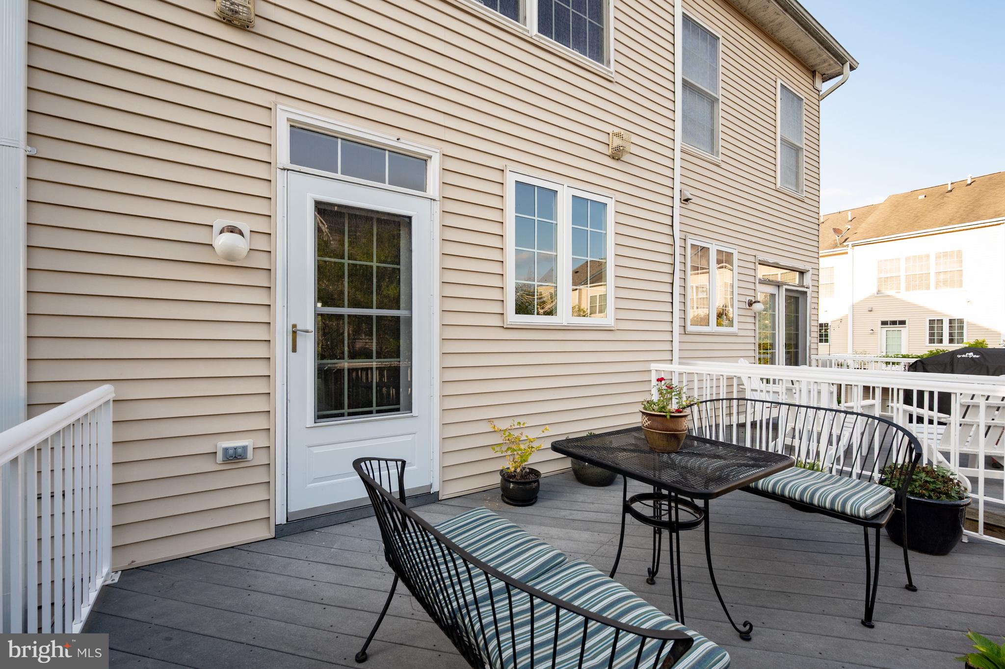 SOUTH RIDING - Residential