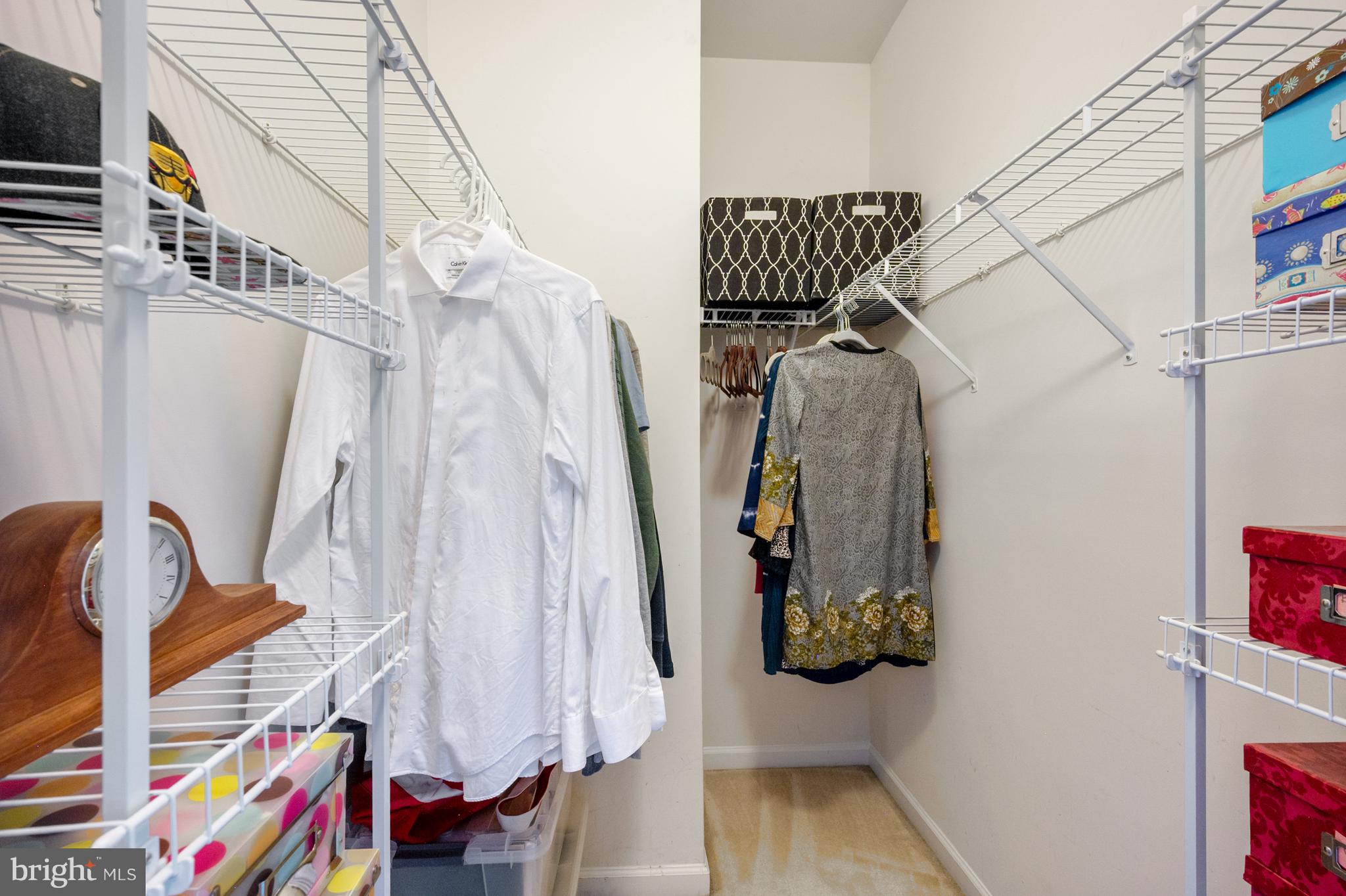 SOUTH RIDING - Residential