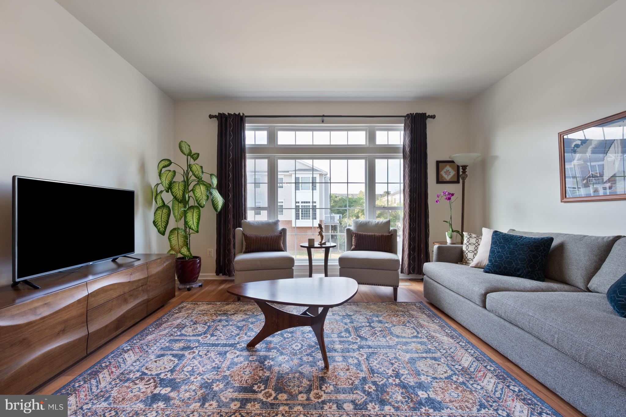 SOUTH RIDING - Residential