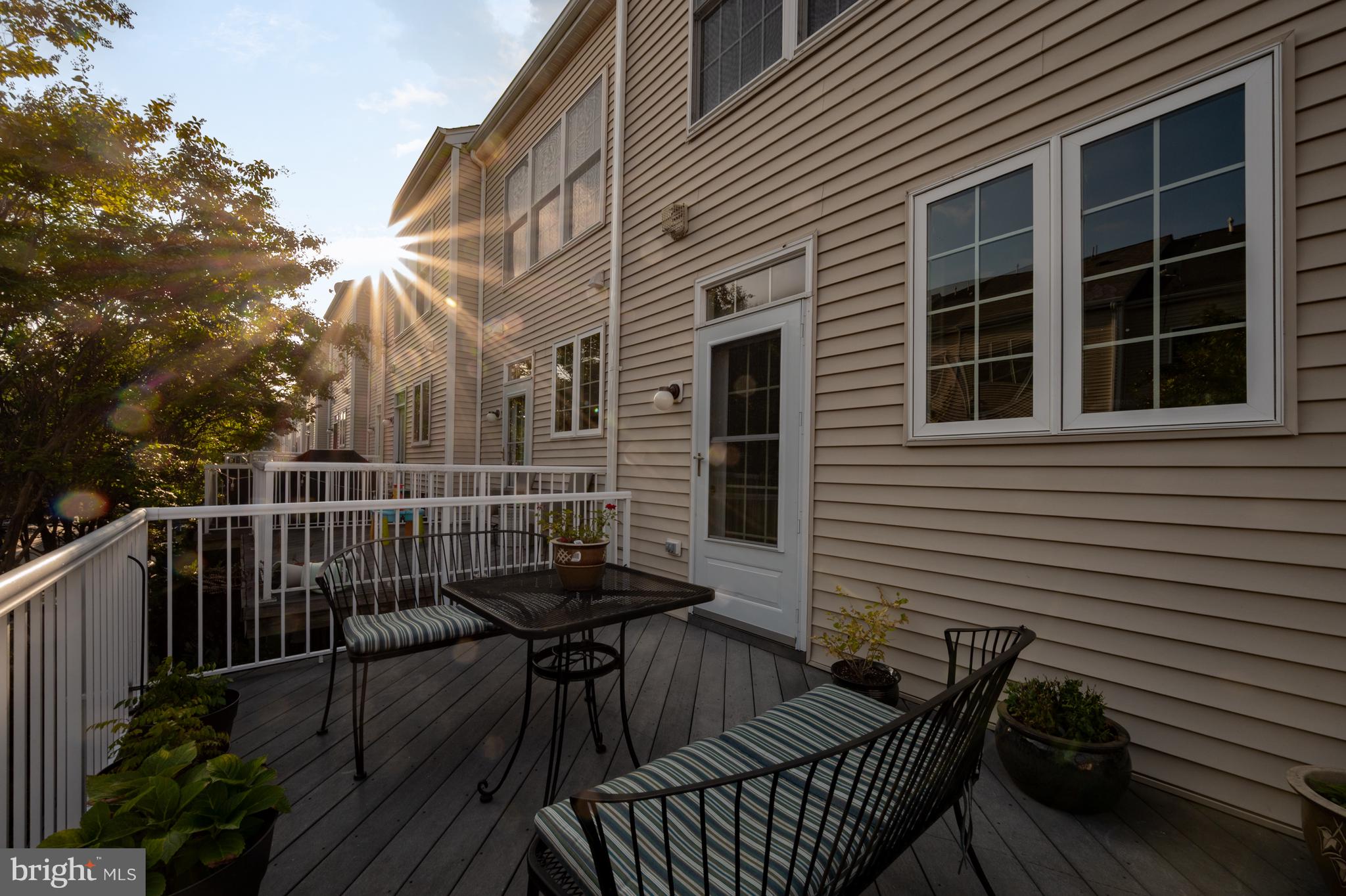 SOUTH RIDING - Residential