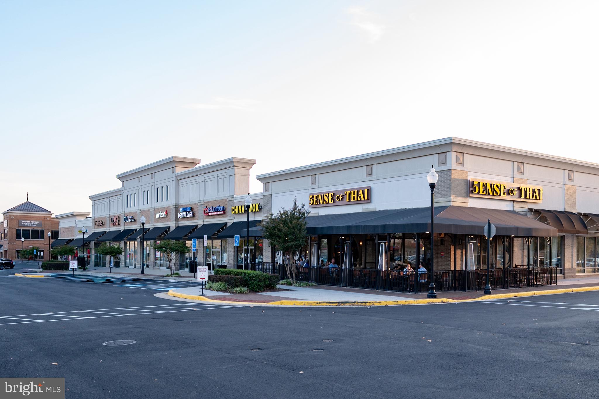 SOUTH RIDING - Residential