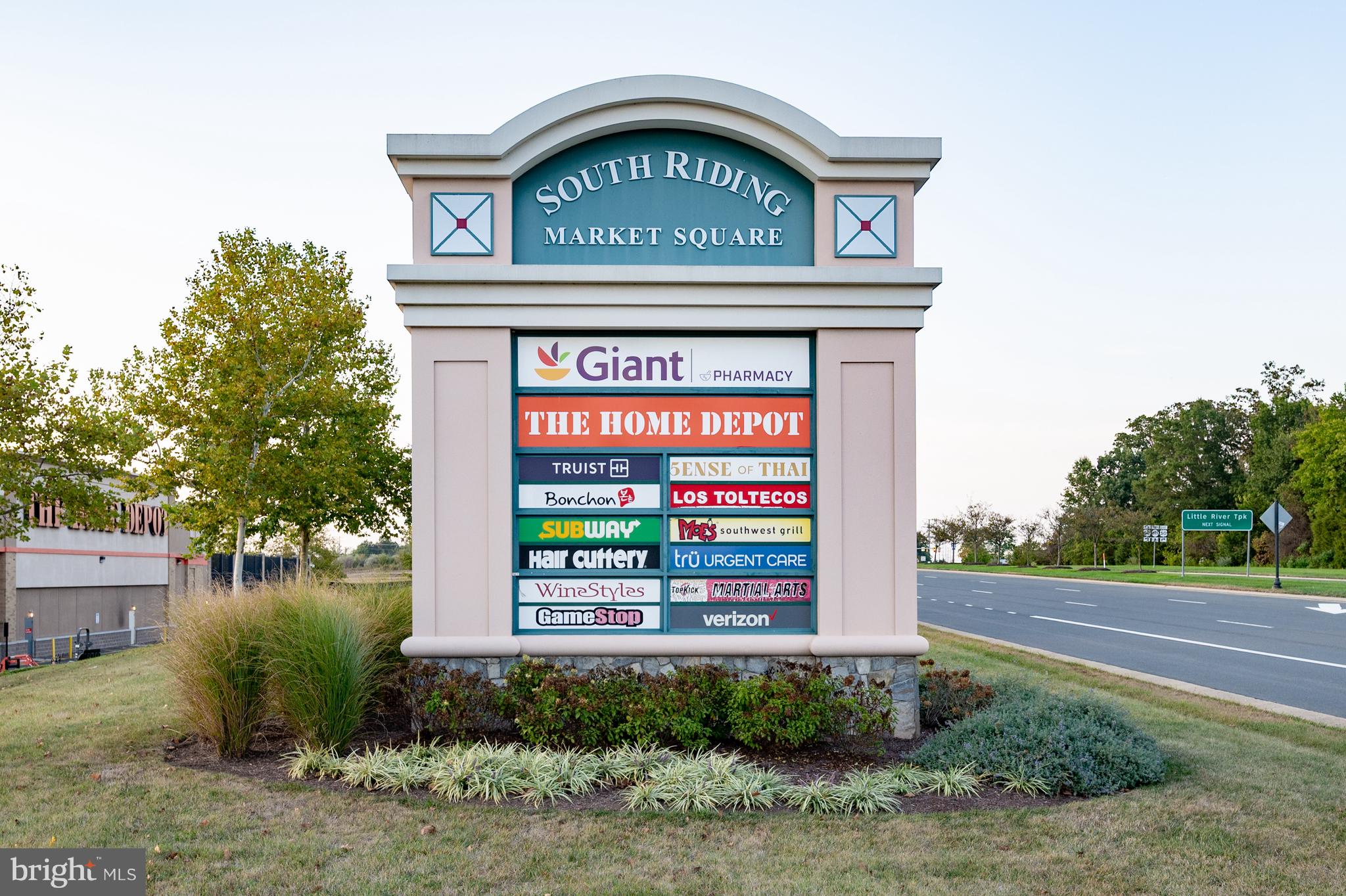 SOUTH RIDING - Residential