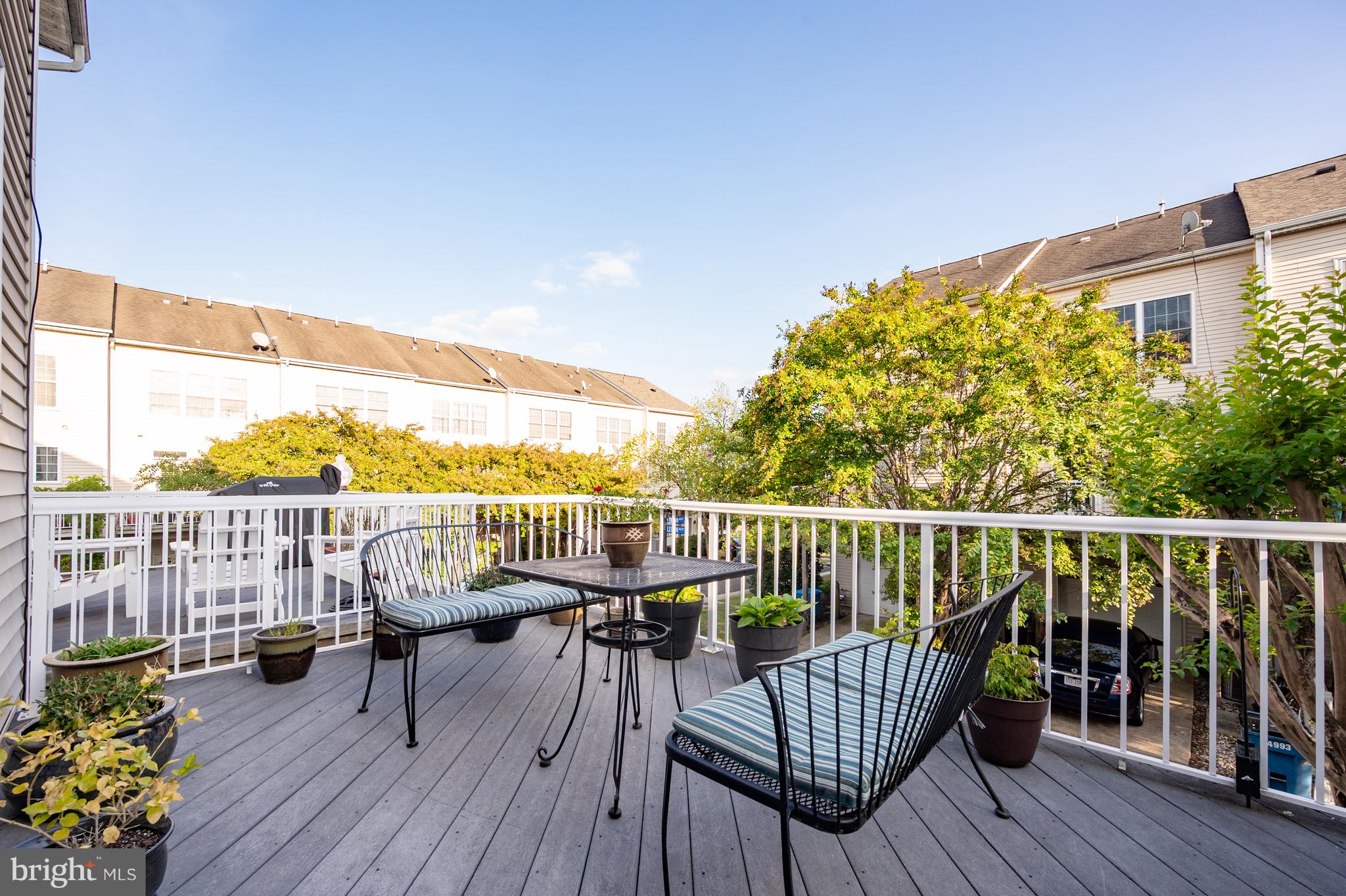 SOUTH RIDING - Residential