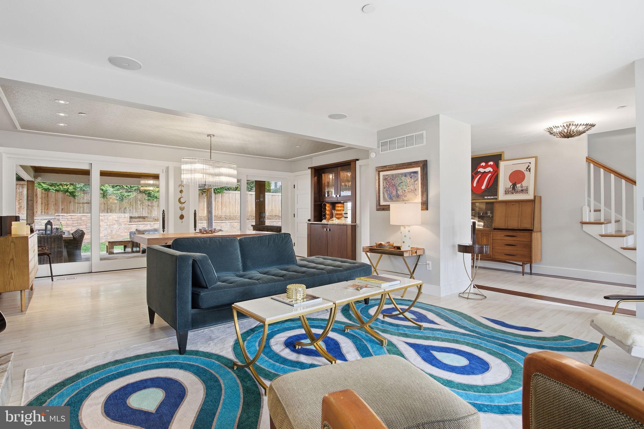 MURRAY HILL - Residential