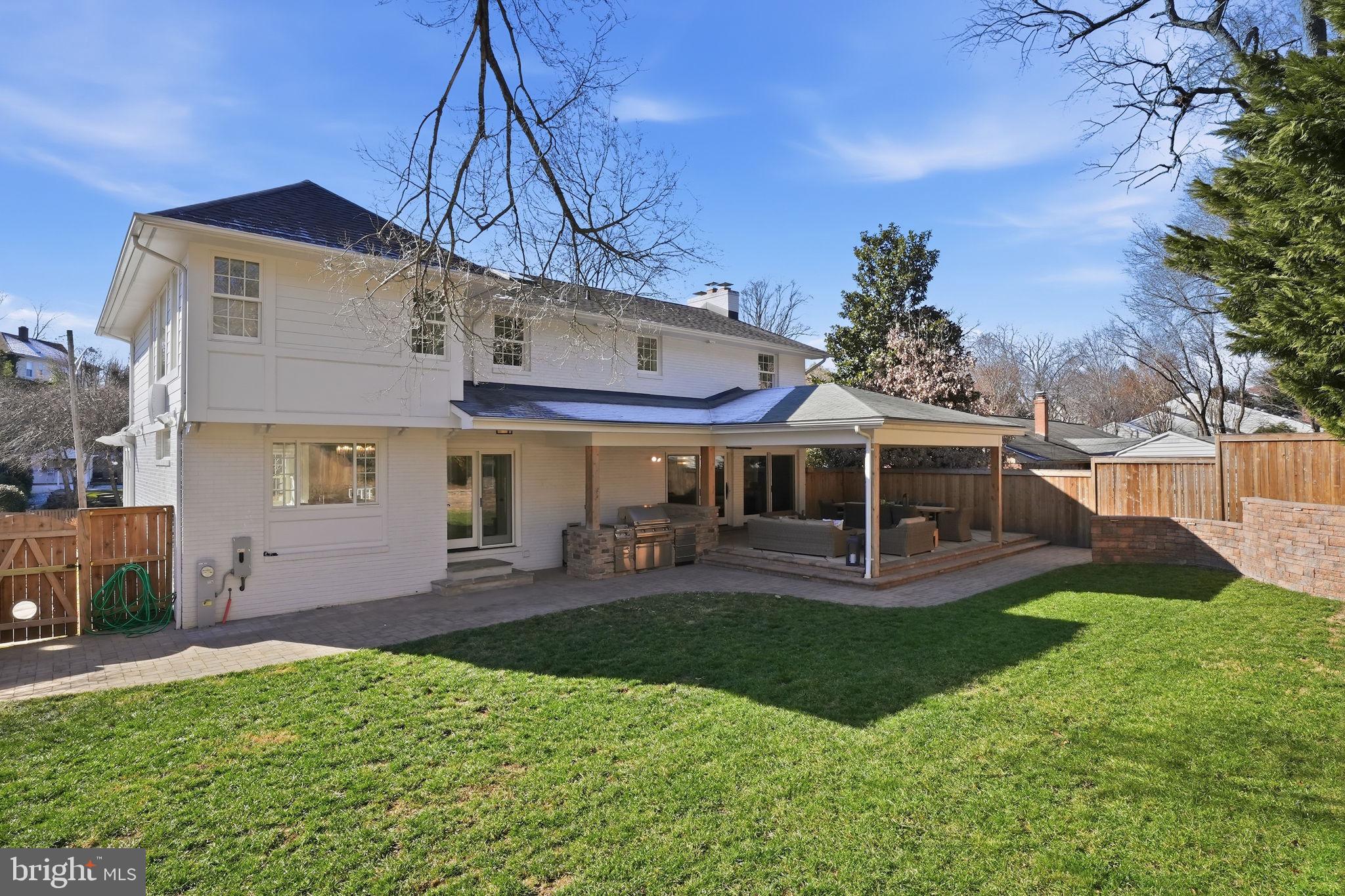 MURRAY HILL - Residential