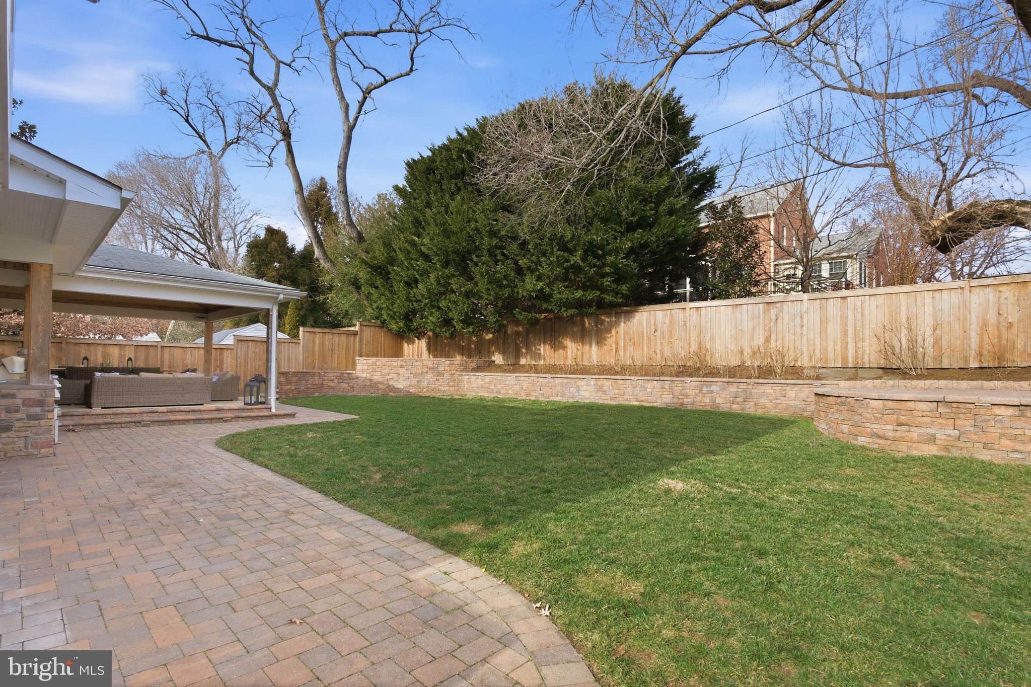 MURRAY HILL - Residential