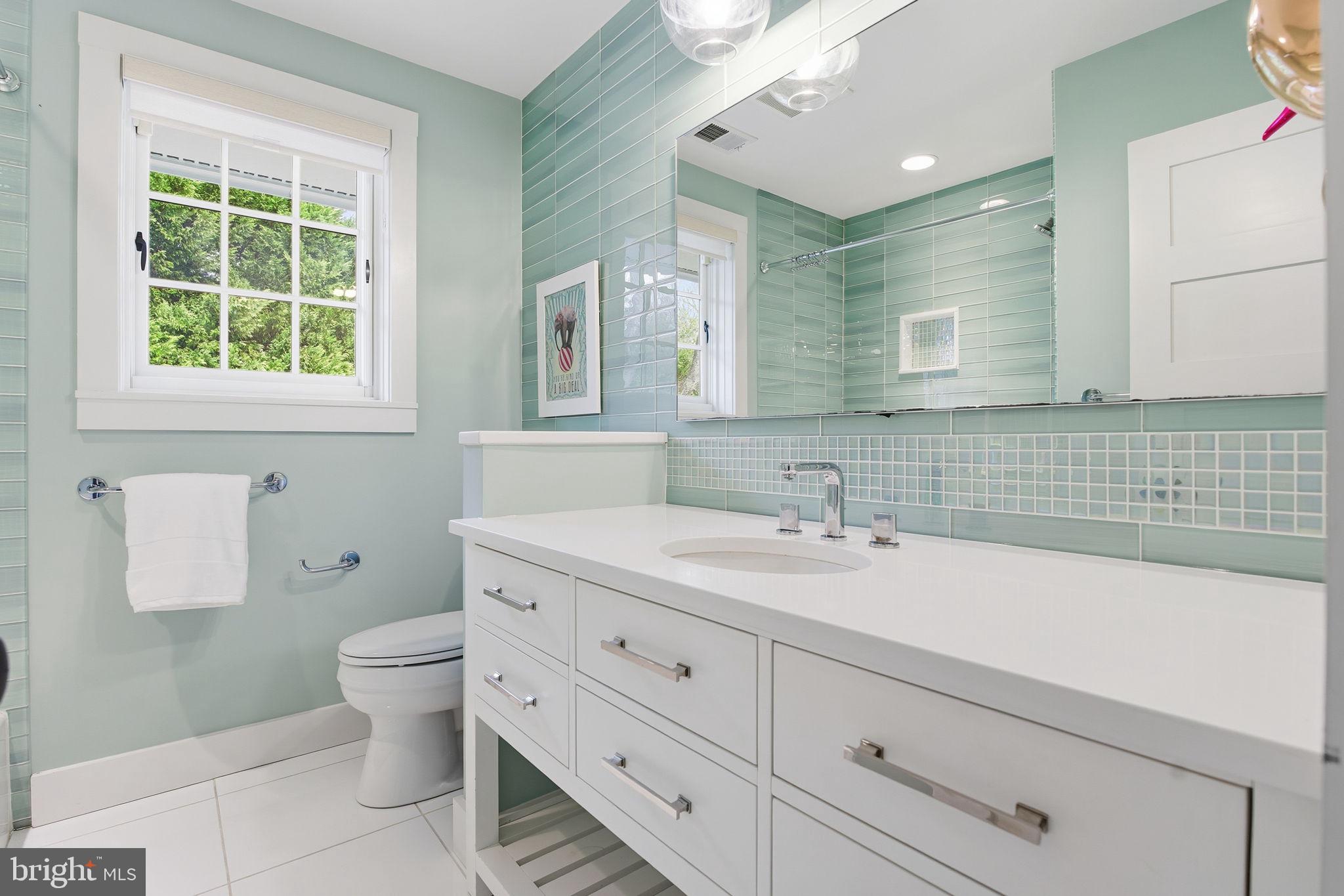 MURRAY HILL - Residential