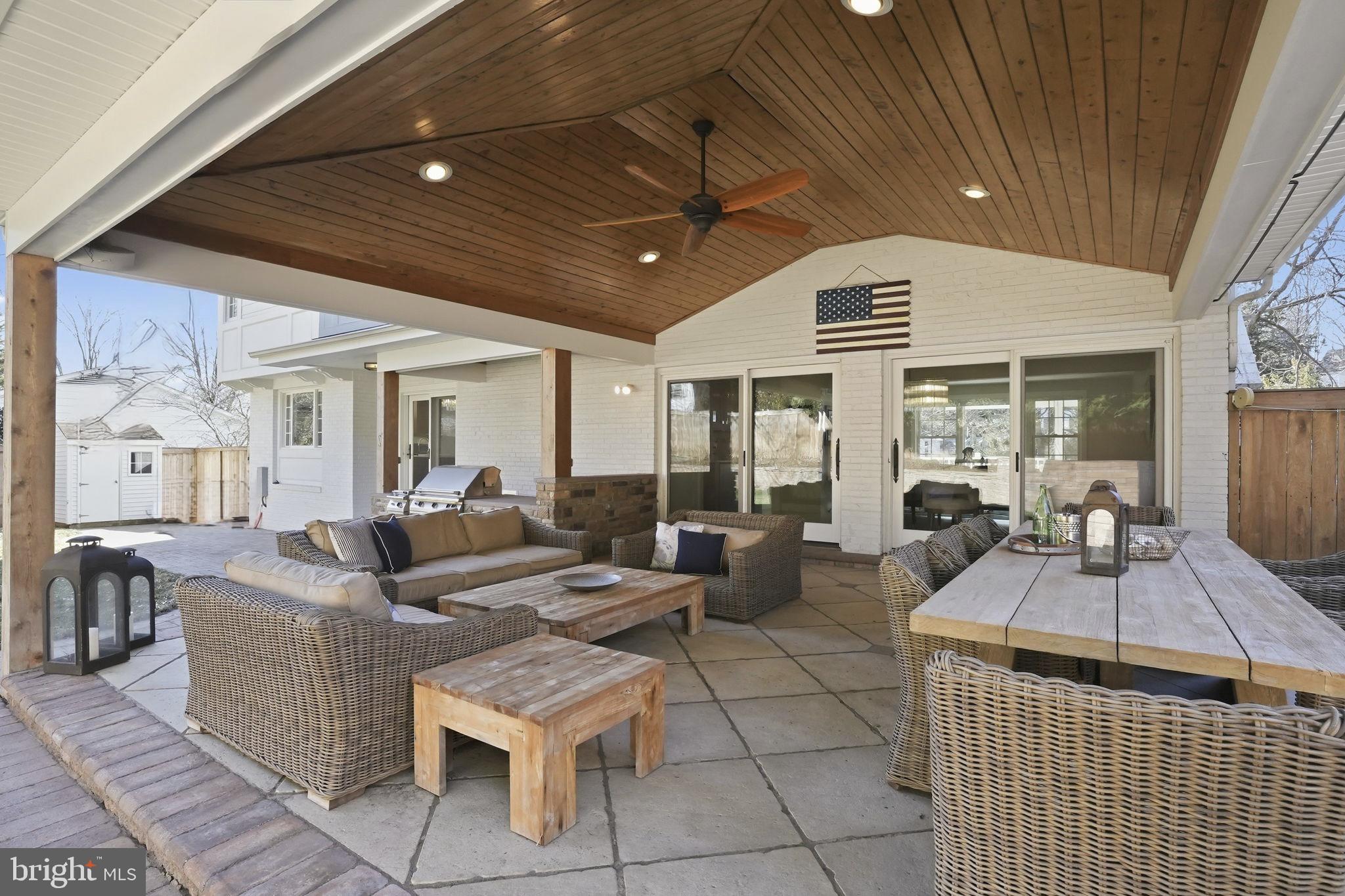 MURRAY HILL - Residential