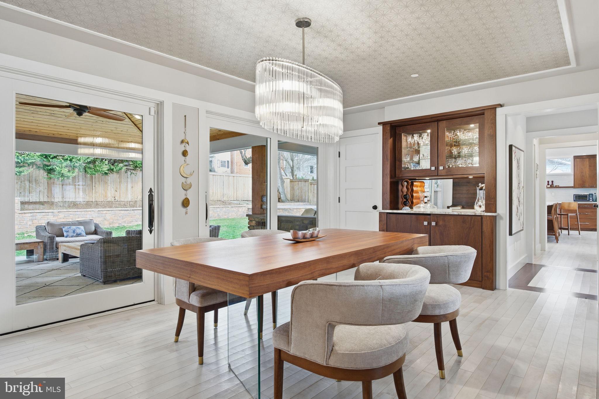 MURRAY HILL - Residential