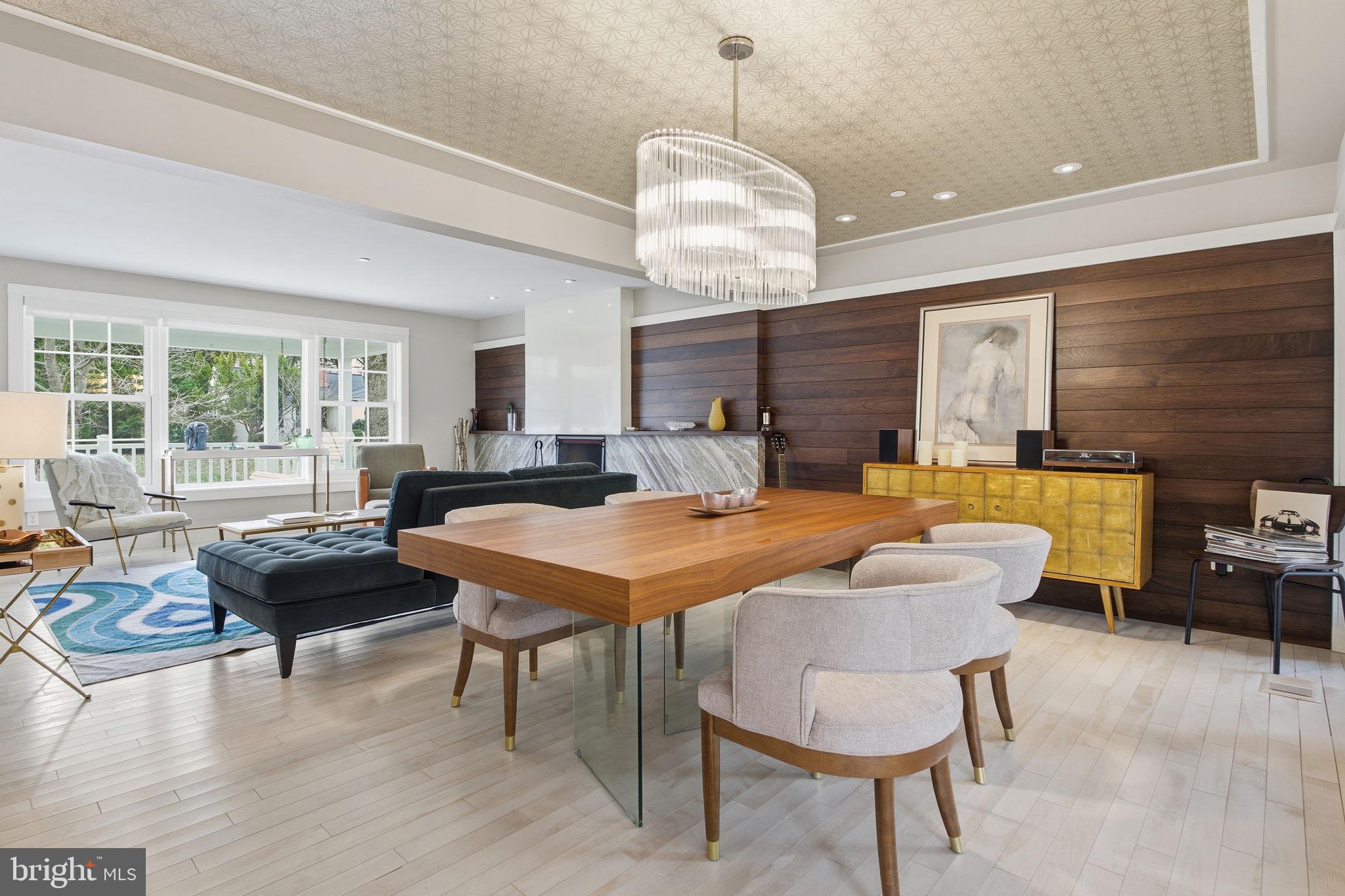 MURRAY HILL - Residential