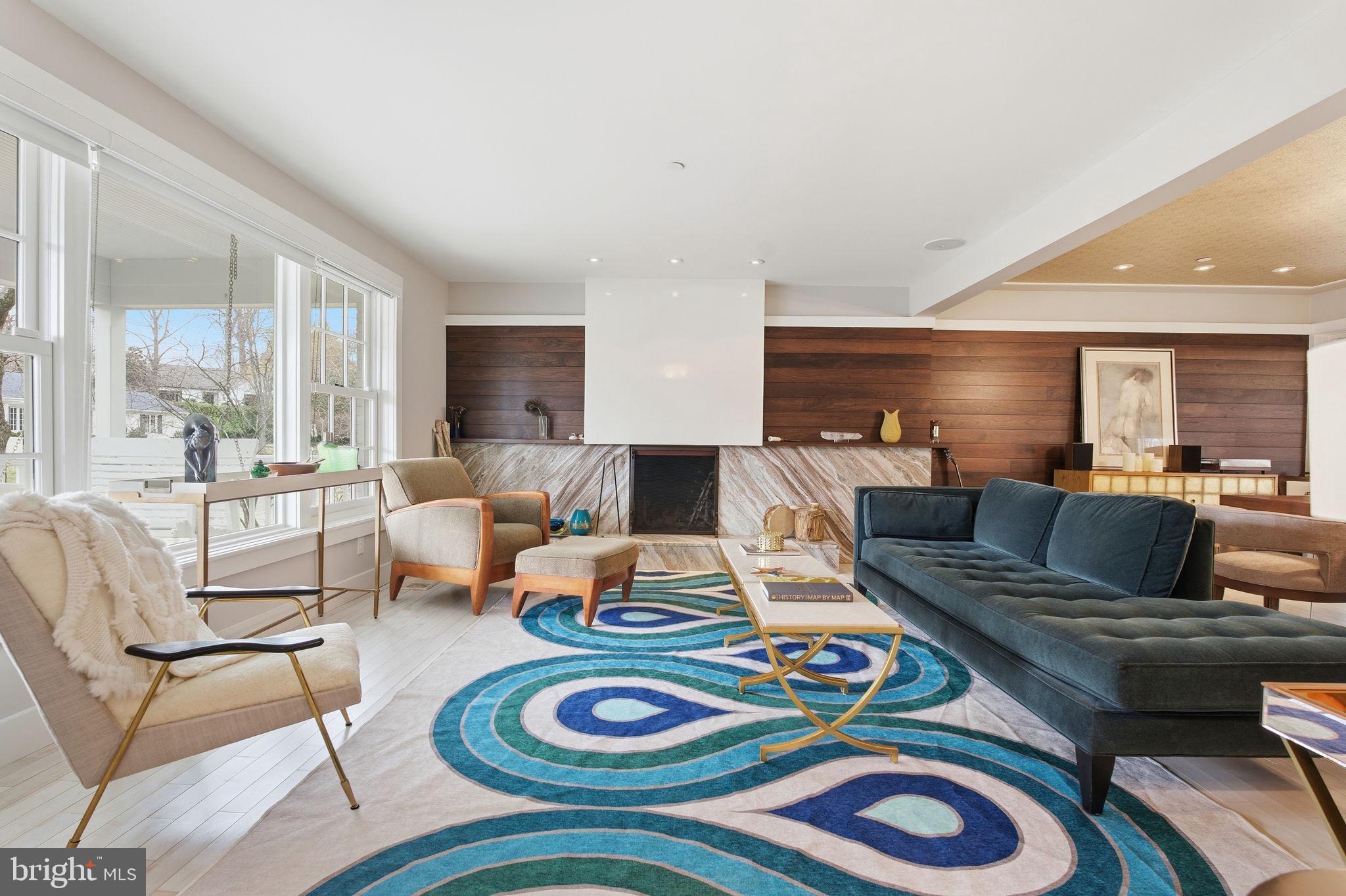 MURRAY HILL - Residential