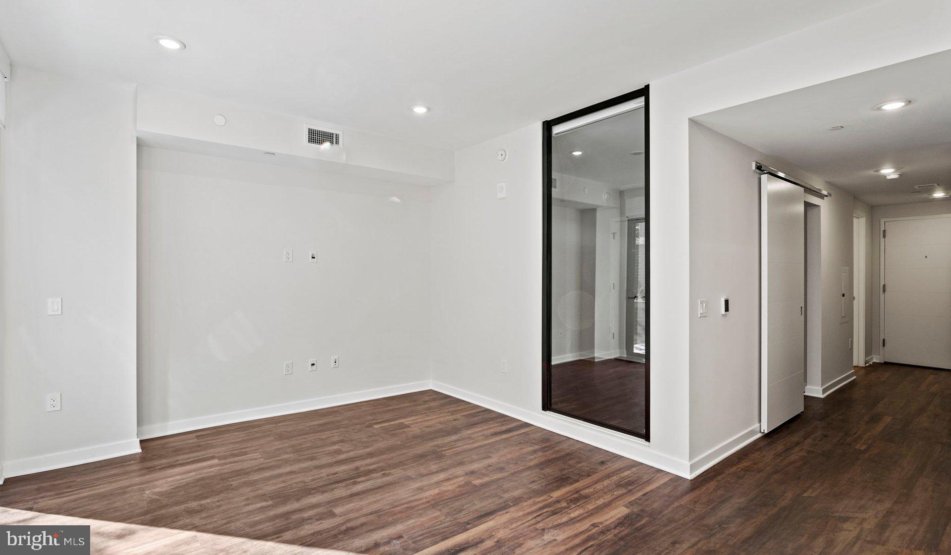 CATHEDRAL HEIGHTS - Residential Lease