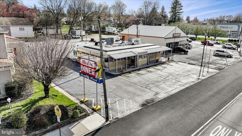 8 E CUMBERLAND STREET LEBANON PA 17042