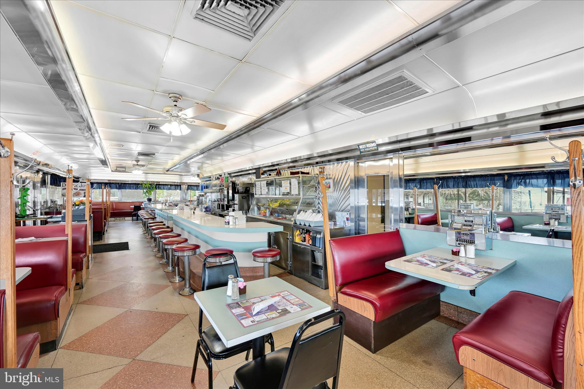 8 E CUMBERLAND STREET