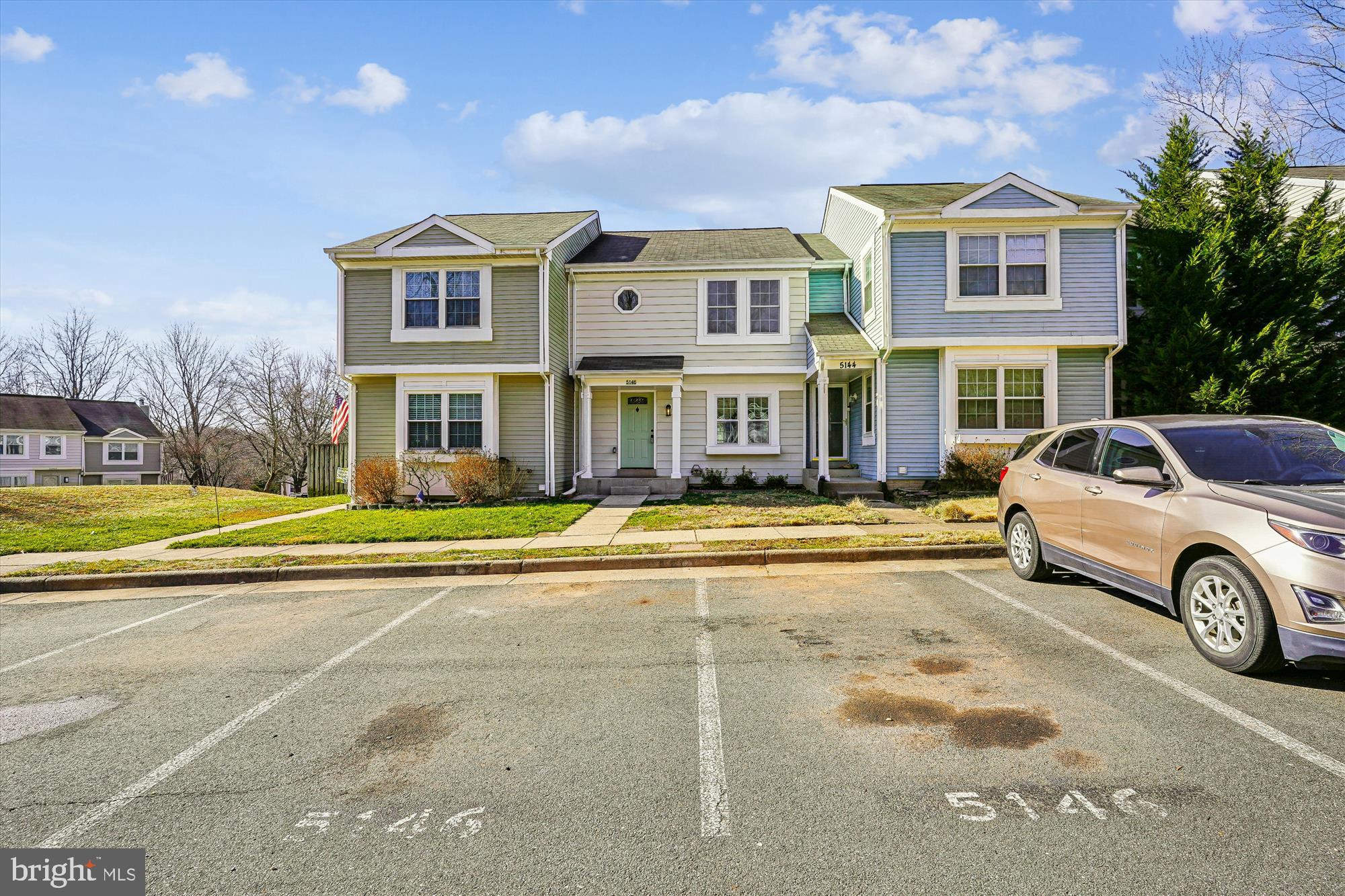 MONTCLAIR ST4 - Residential