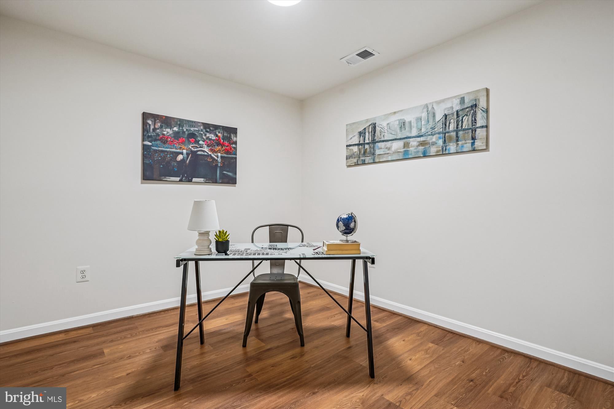 MONTCLAIR ST4 - Residential