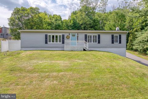 Photo of 2511 Ironville Pike, Columbia, PA 17512 (MLS # PALA2053640)