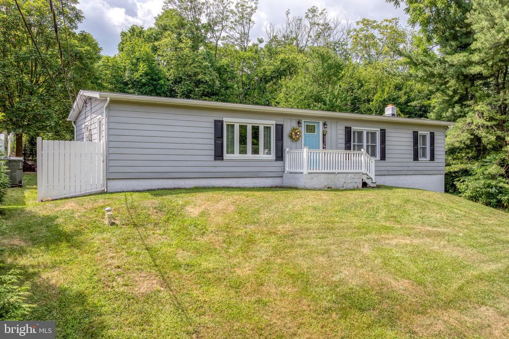 Photo of 2511 Ironville Pike, Columbia, PA 17512 (MLS # PALA2053640)