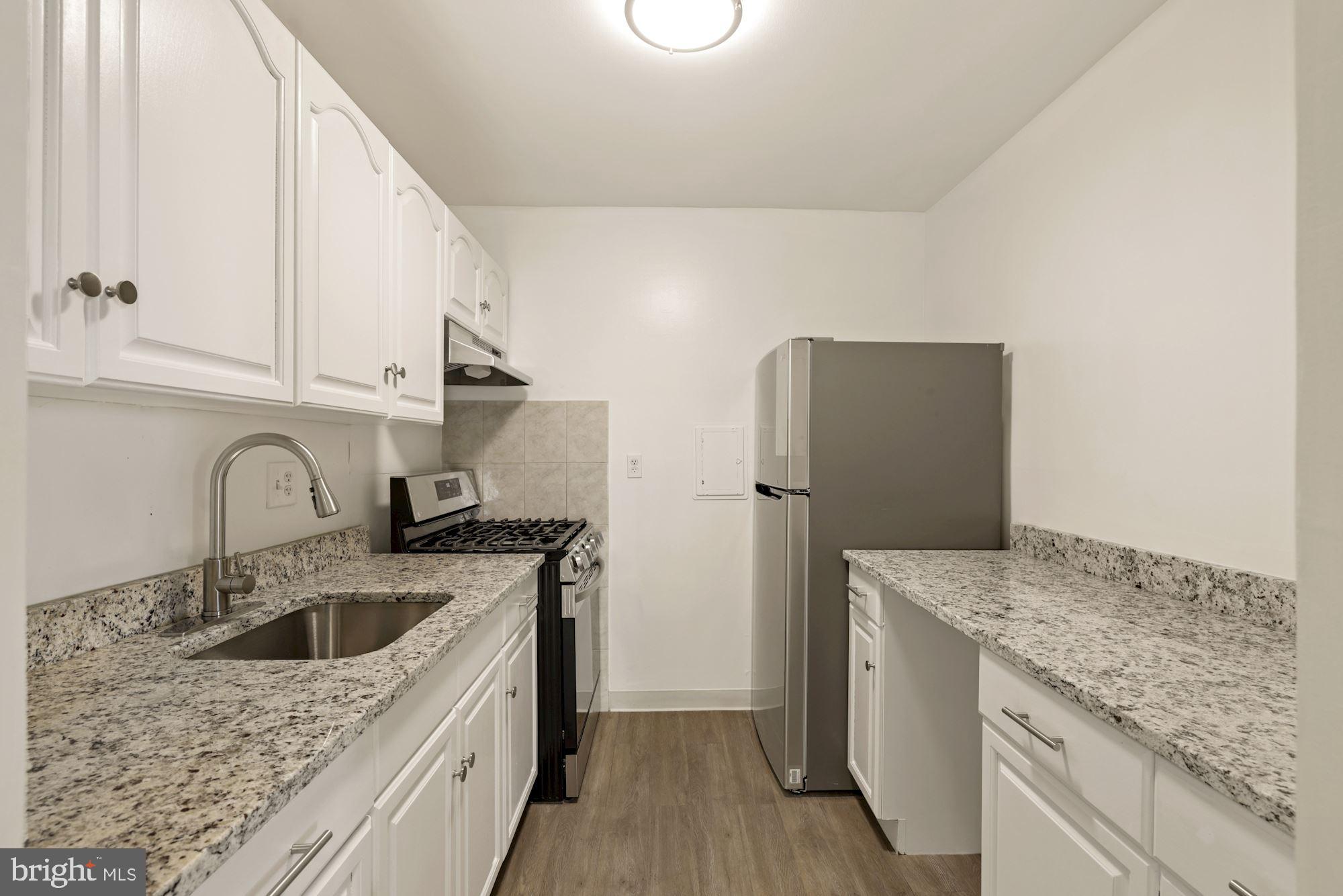 BETHESDA PARK - Residential