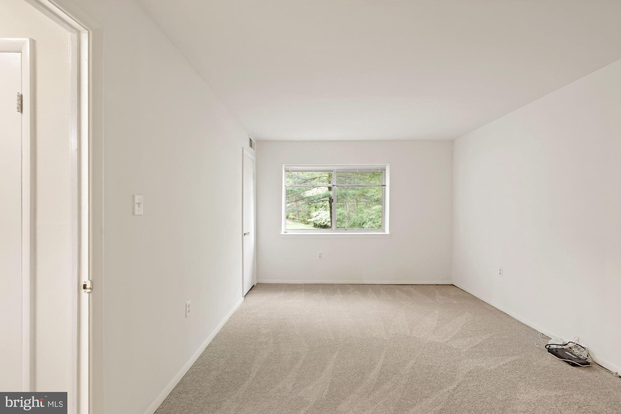 BETHESDA PARK - Residential