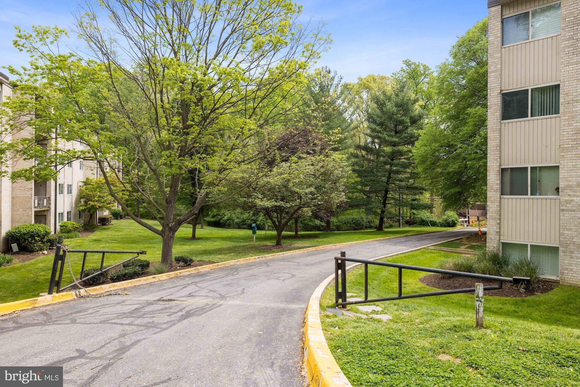 BETHESDA PARK - Residential