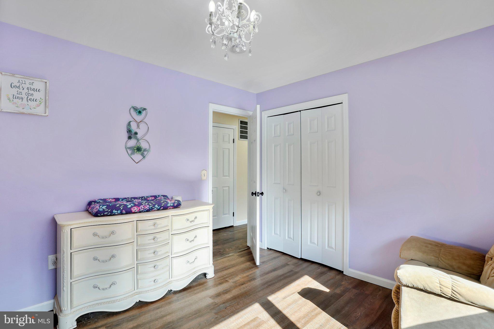 GOLDEN MEADOWS - Residential