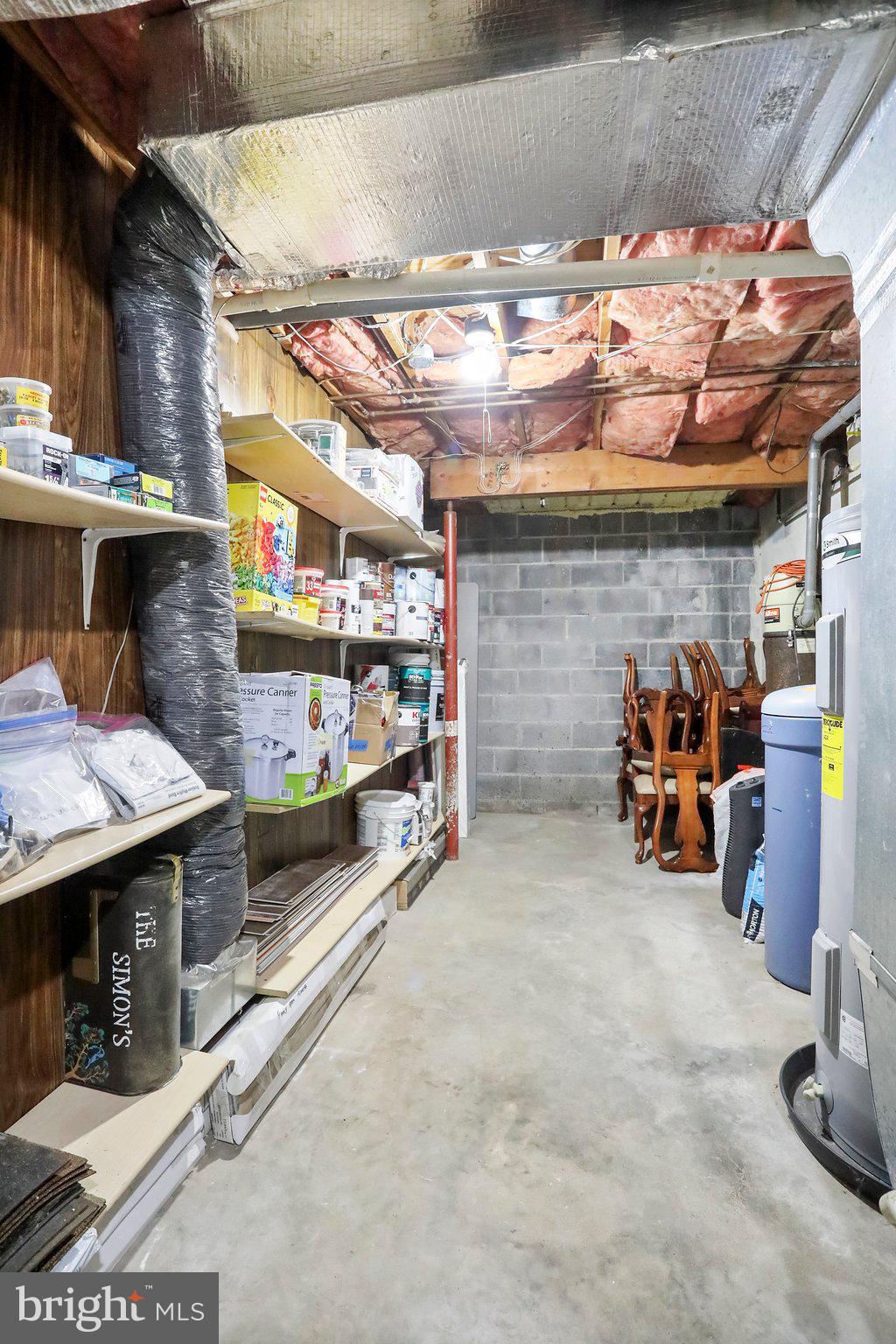 GOLDEN MEADOWS - Residential