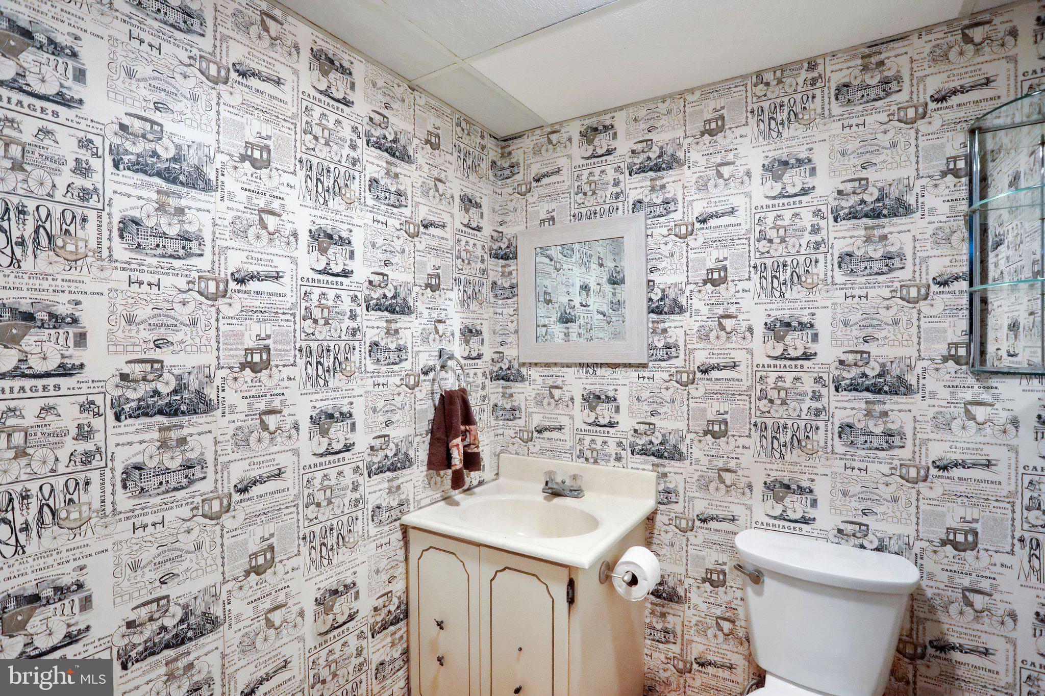 GOLDEN MEADOWS - Residential