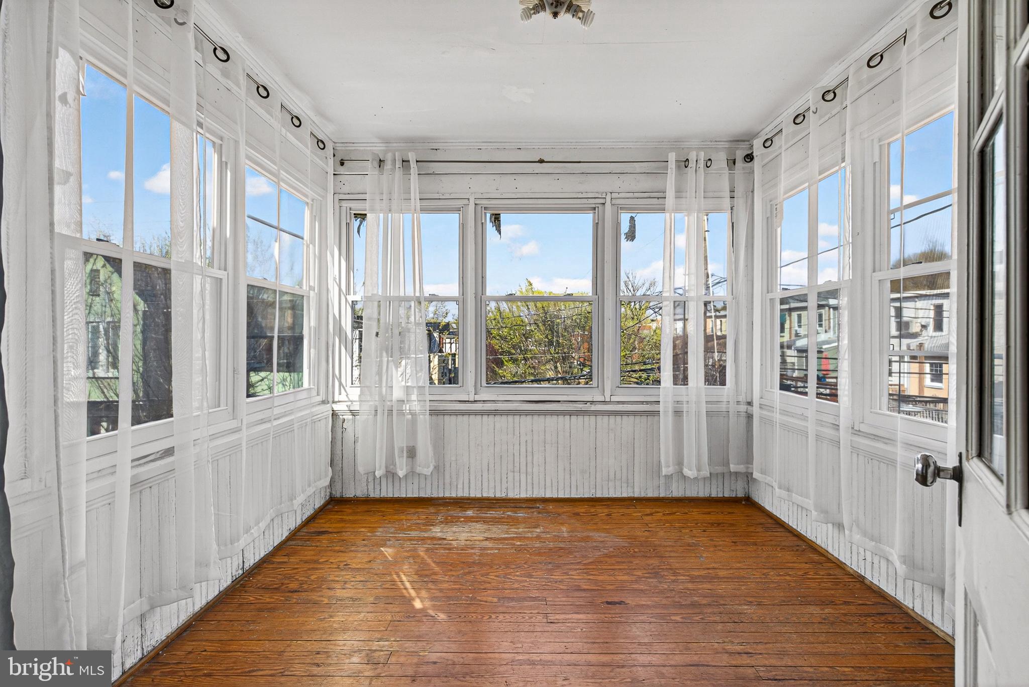 EDNOR GARDENS HISTORIC DISTRICT - Residential