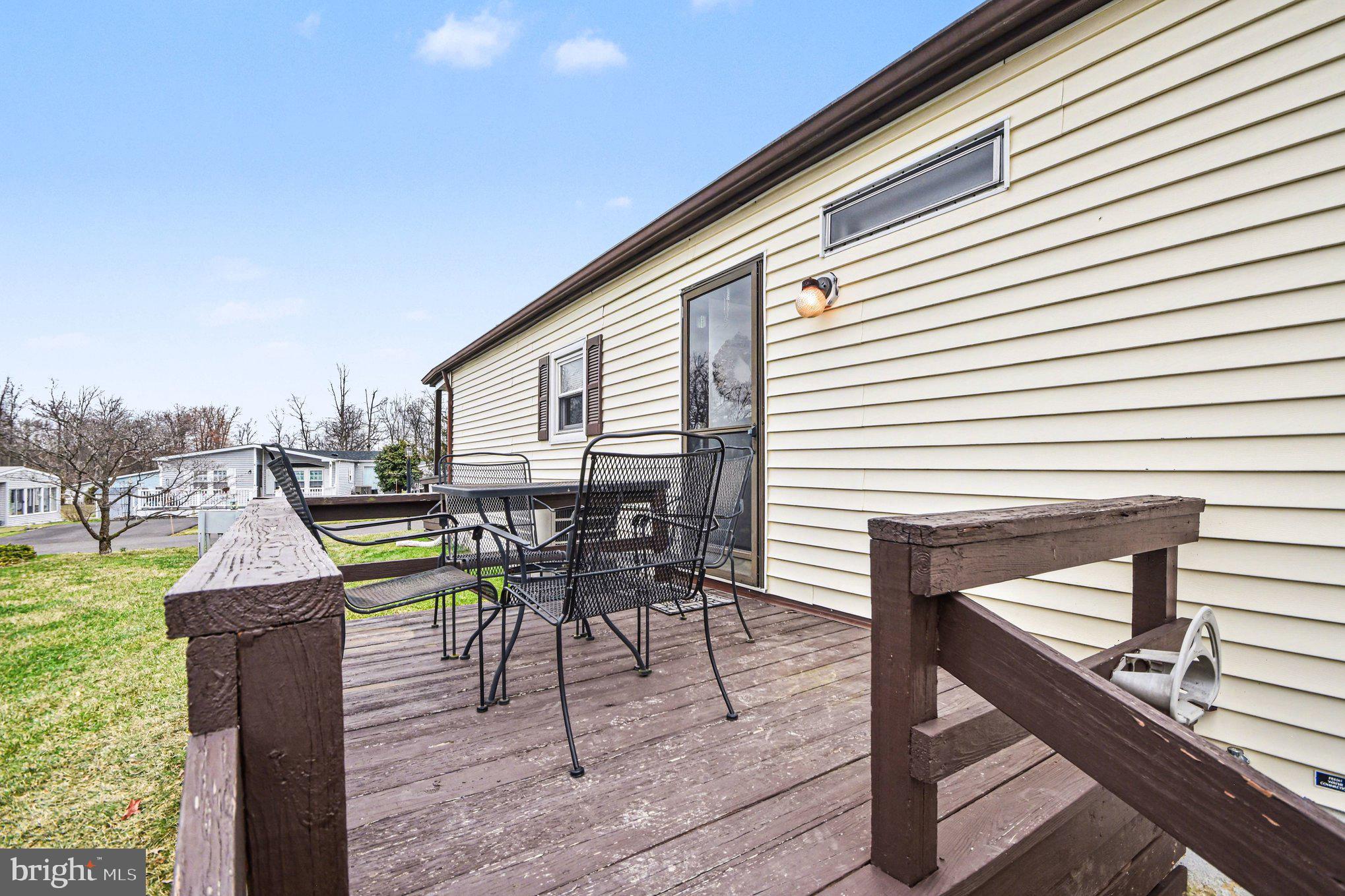 NESHAMINY FALLS - Residential