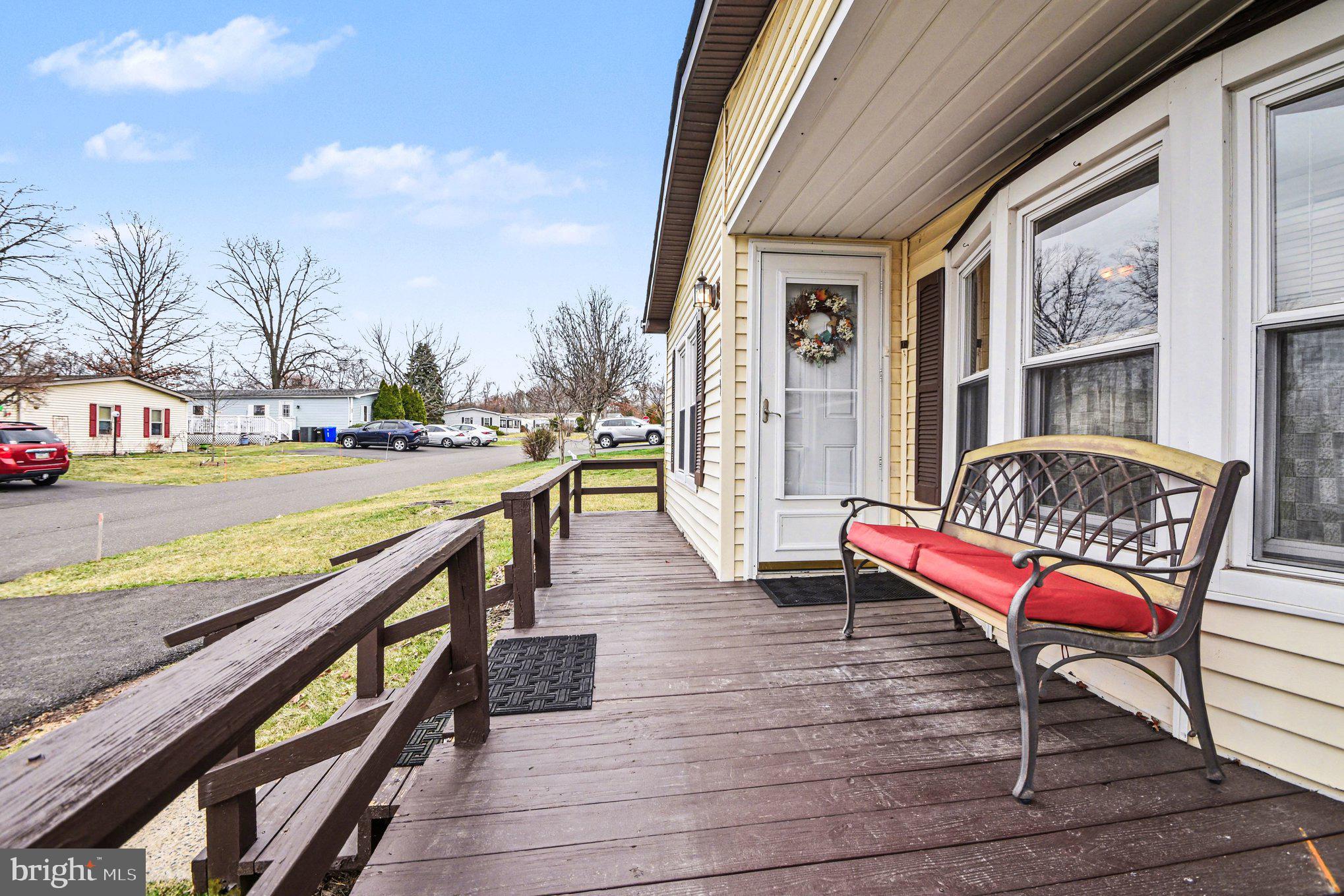 NESHAMINY FALLS - Residential