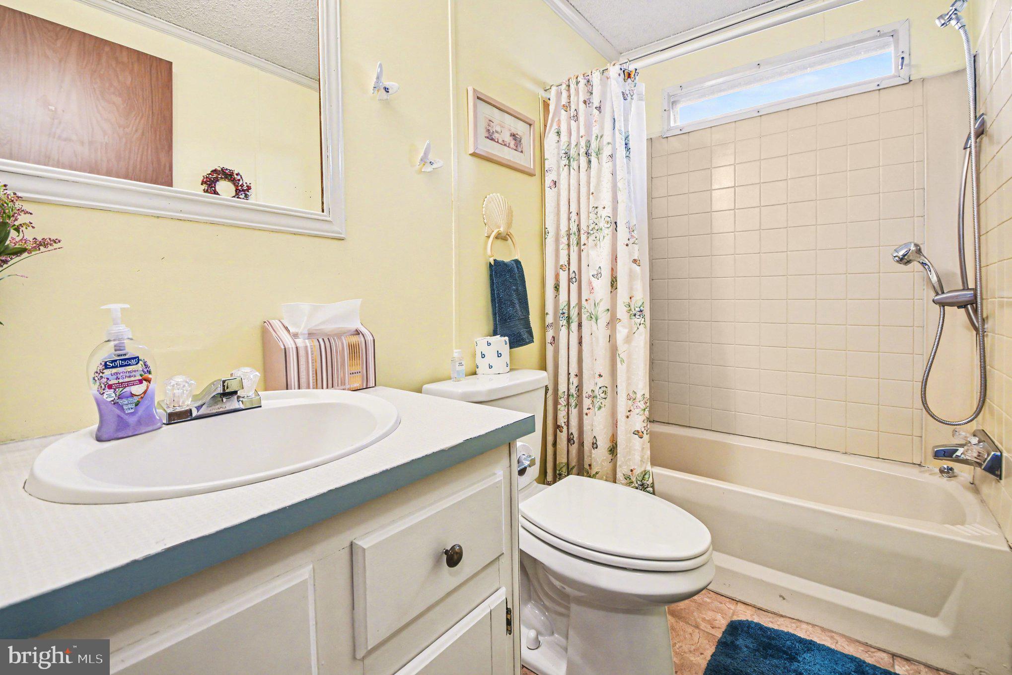 NESHAMINY FALLS - Residential