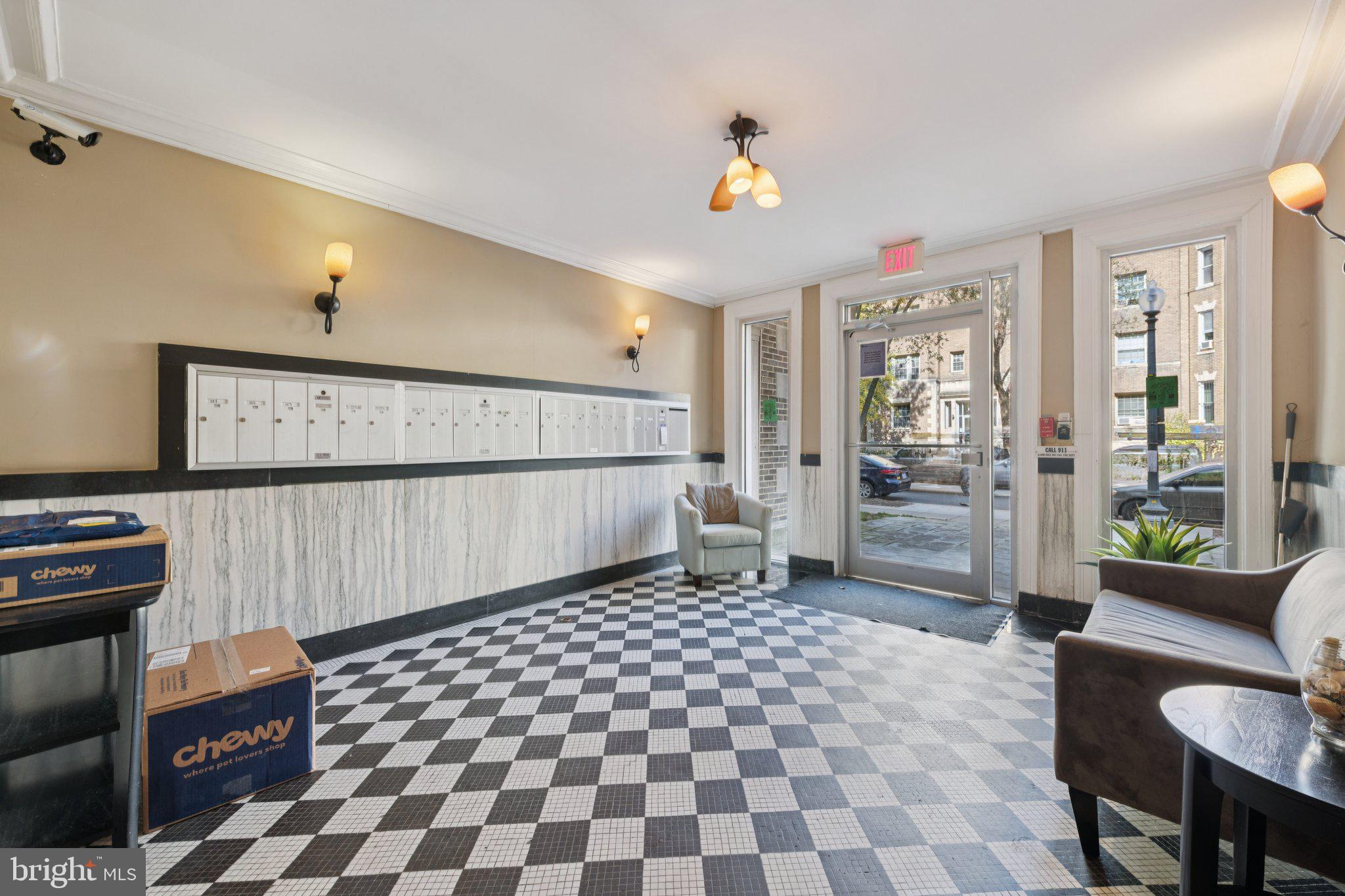 1438 COLUMBIA ROAD NW 305