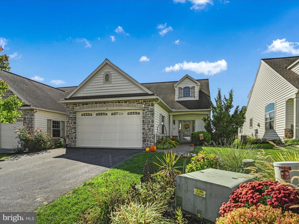 Photo of 16 Pfautz Circle, Elizabethtown, PA 17022 (MLS # PALA2059080)