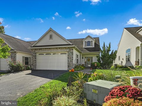 Photo of 16 Pfautz Circle, Elizabethtown, PA 17022 (MLS # PALA2059080)