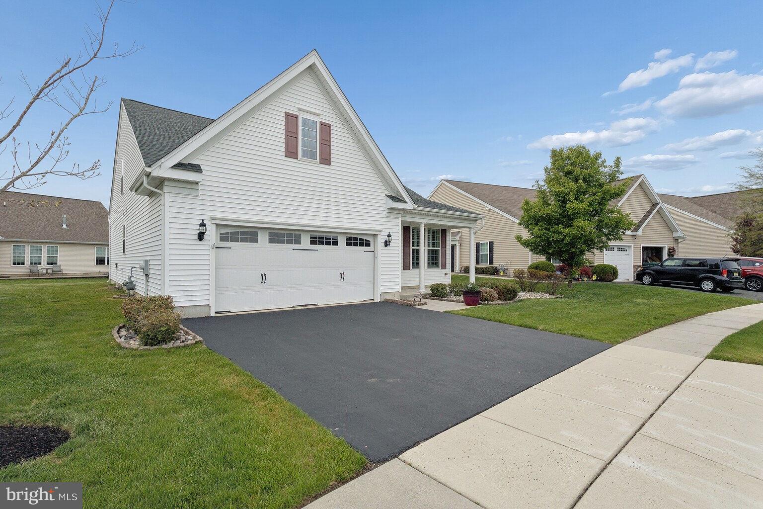 10 MONTCLAIRE ROAD