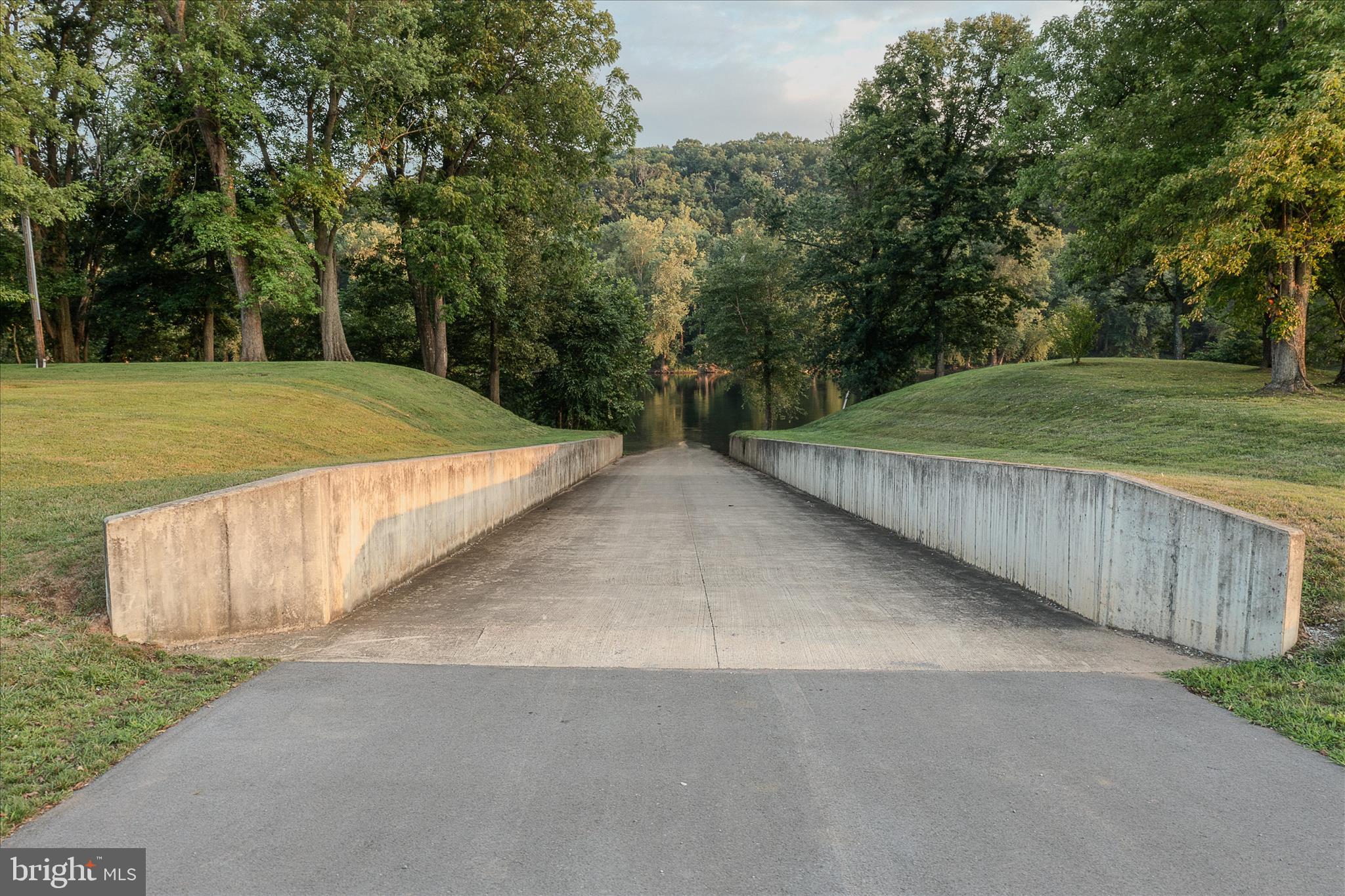 BROOKFIELD - Residential