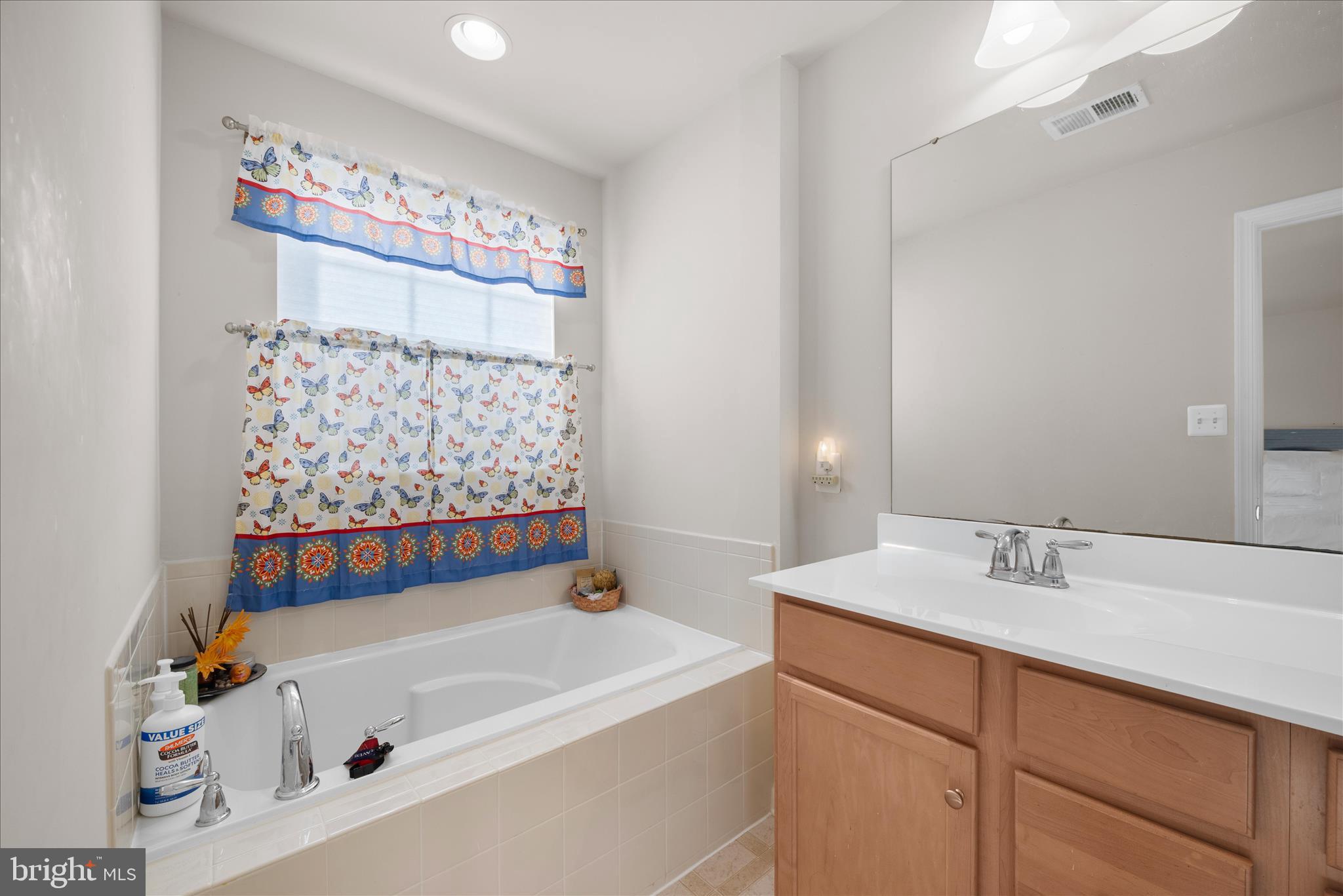 BROOKFIELD - Residential