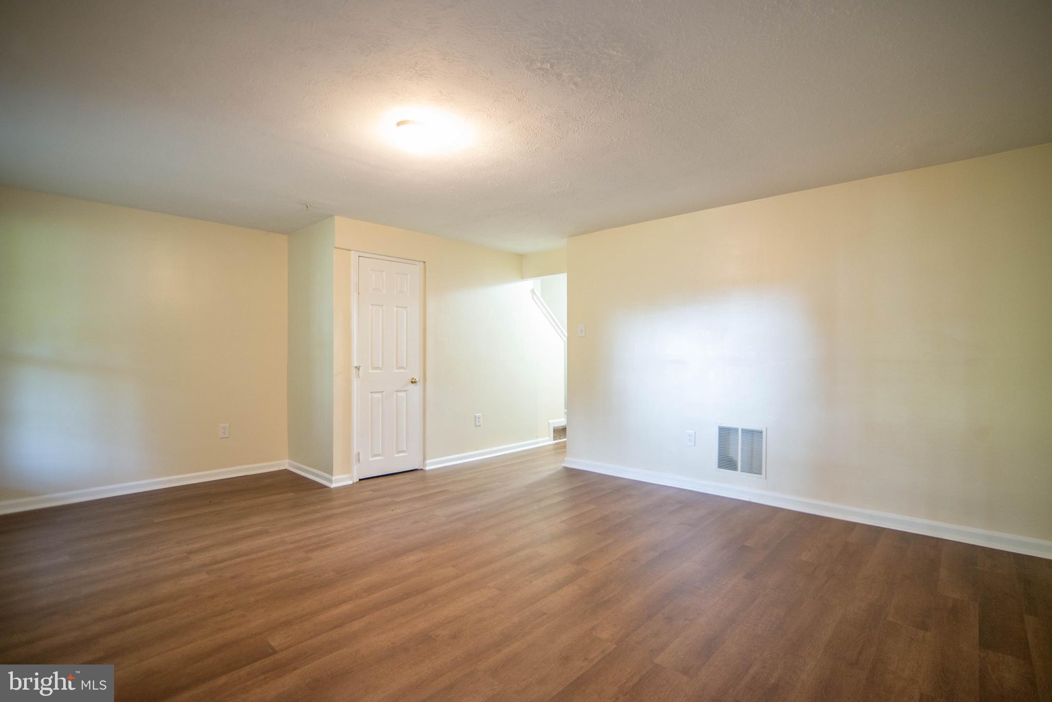 BEDFORD CROSSING - Residential