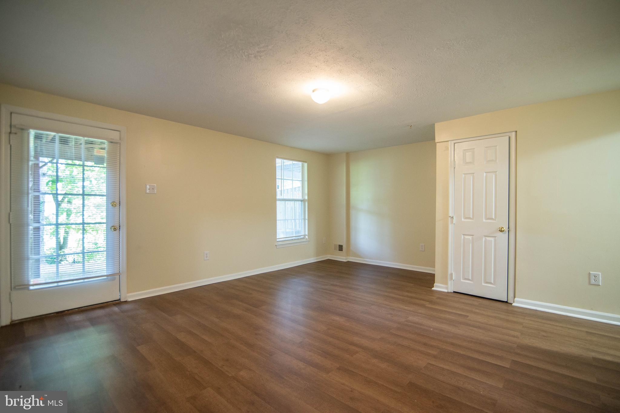 BEDFORD CROSSING - Residential