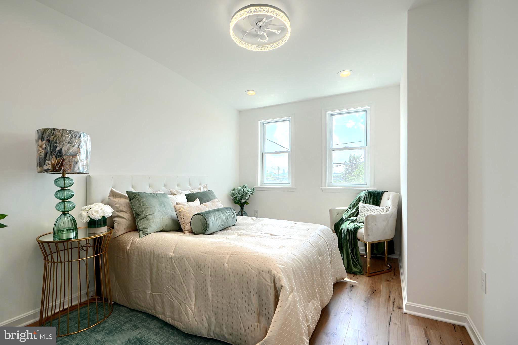 BROADWAY EAST - Residential