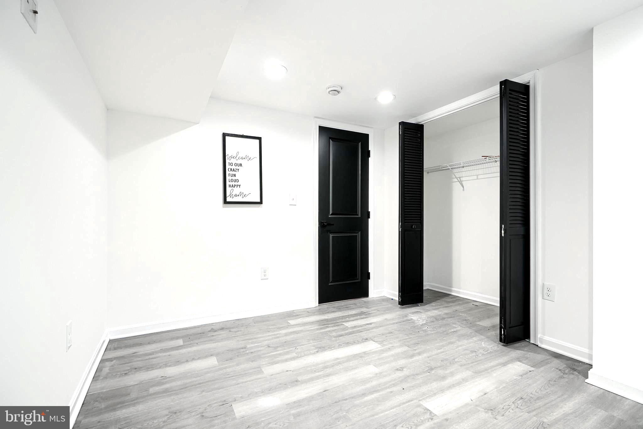BROADWAY EAST - Residential