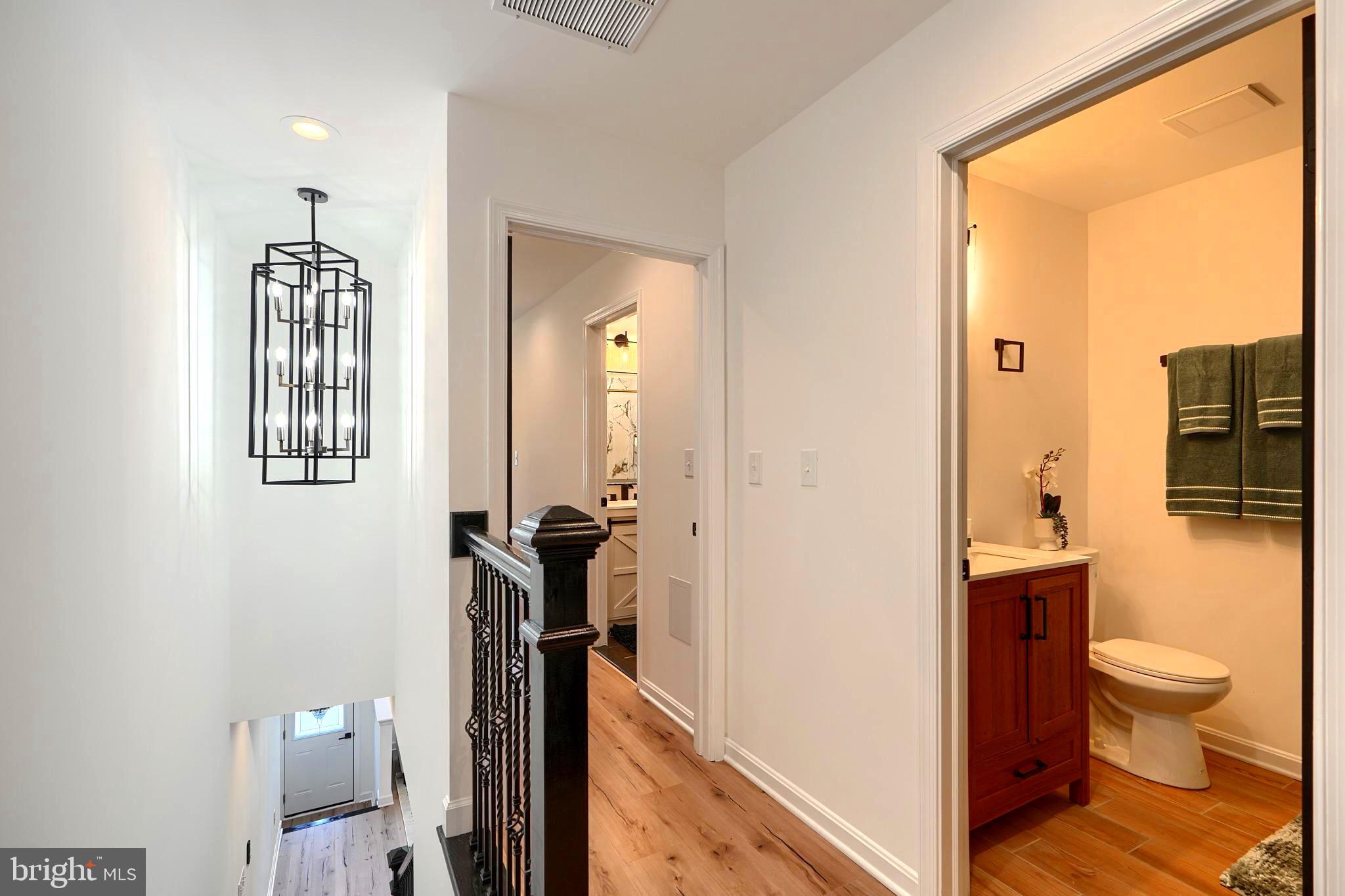 BROADWAY EAST - Residential