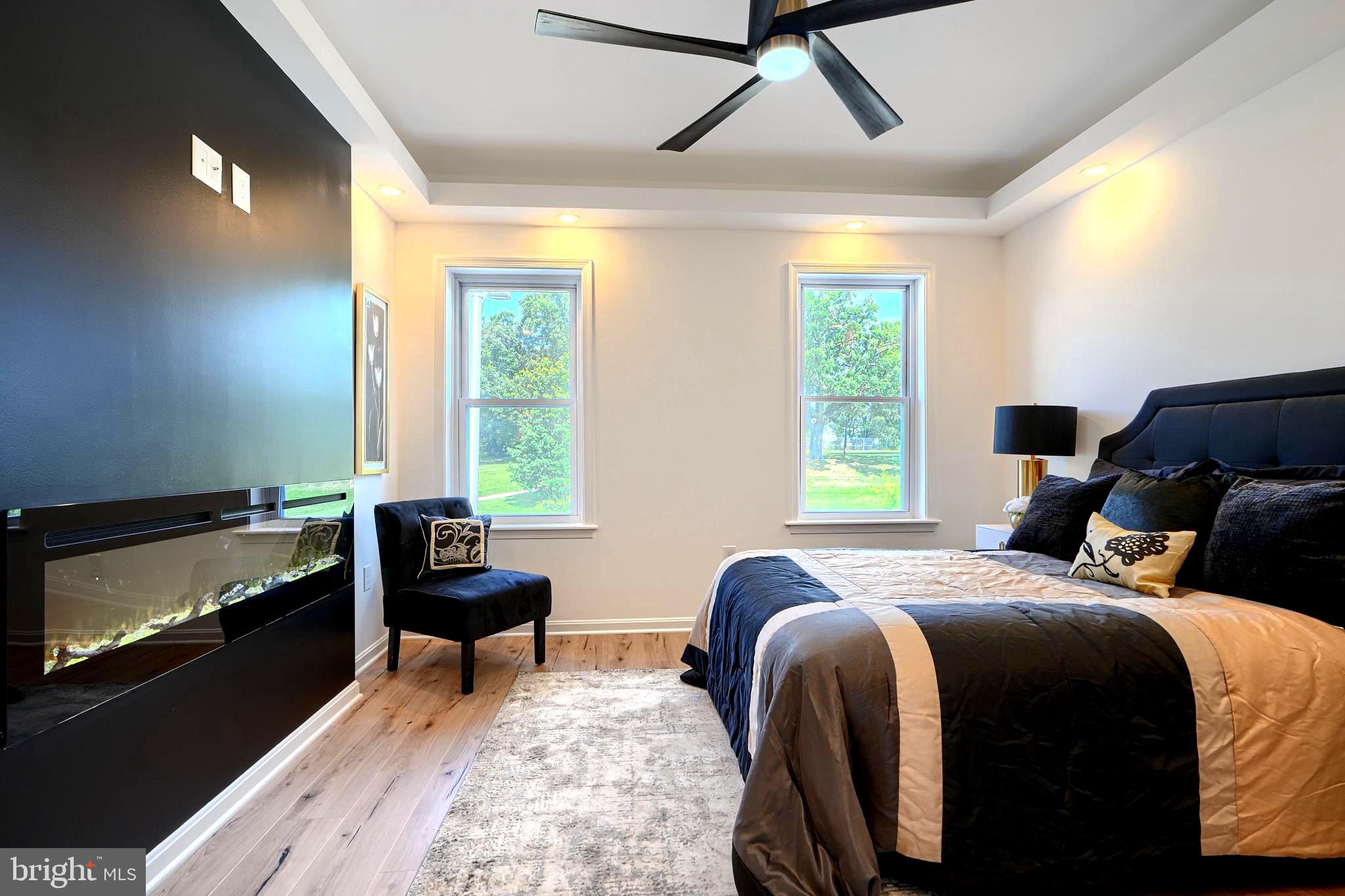 BROADWAY EAST - Residential