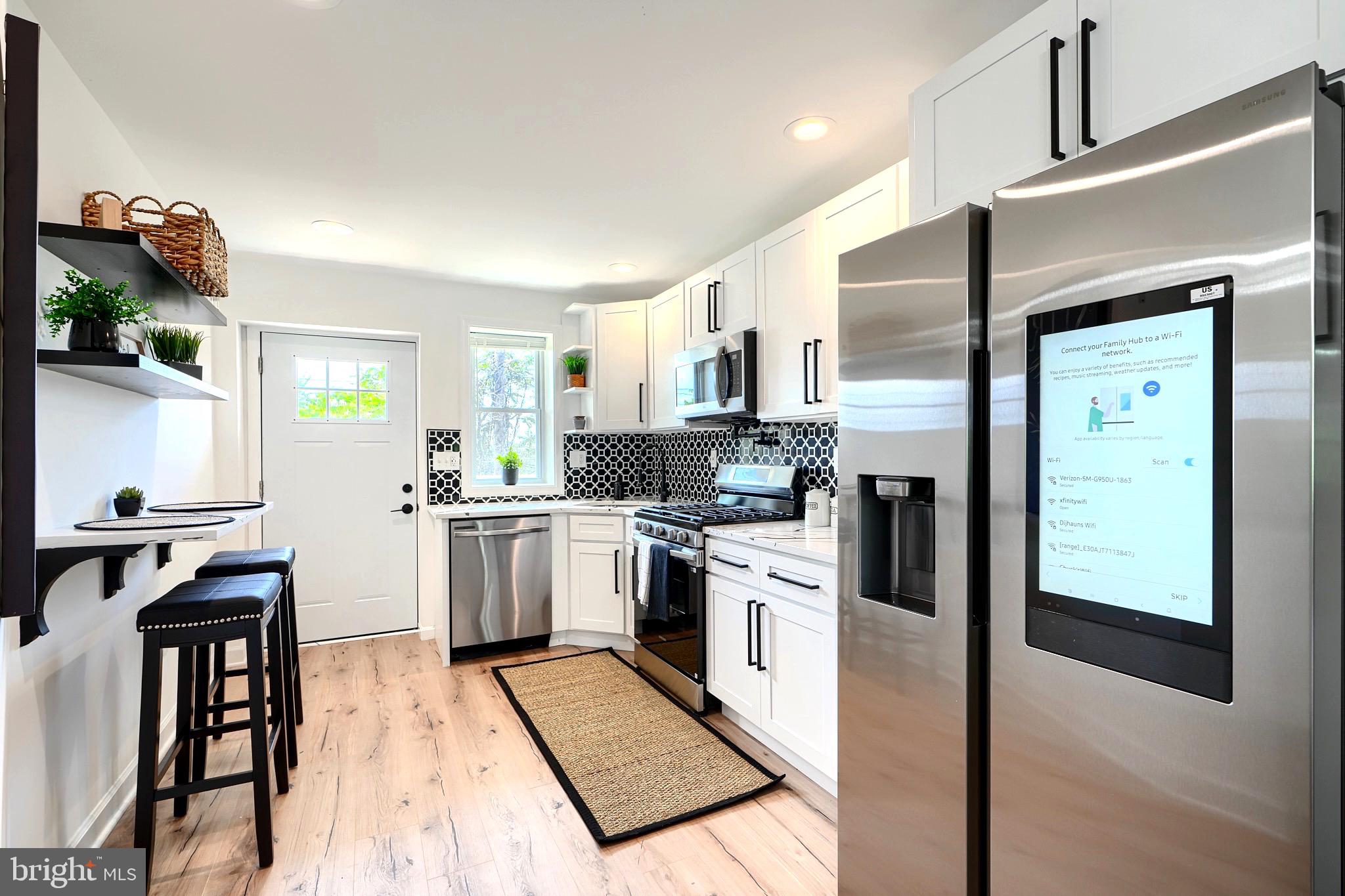 BROADWAY EAST - Residential