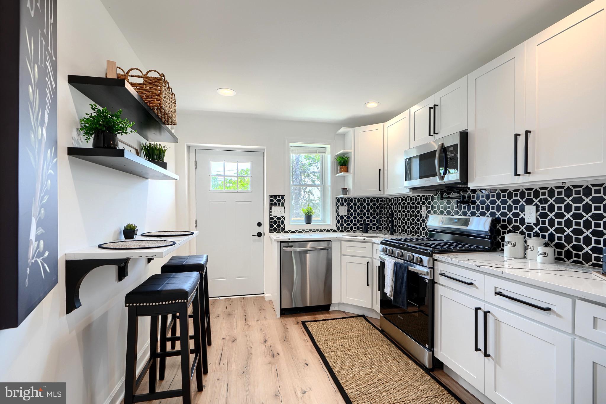 BROADWAY EAST - Residential