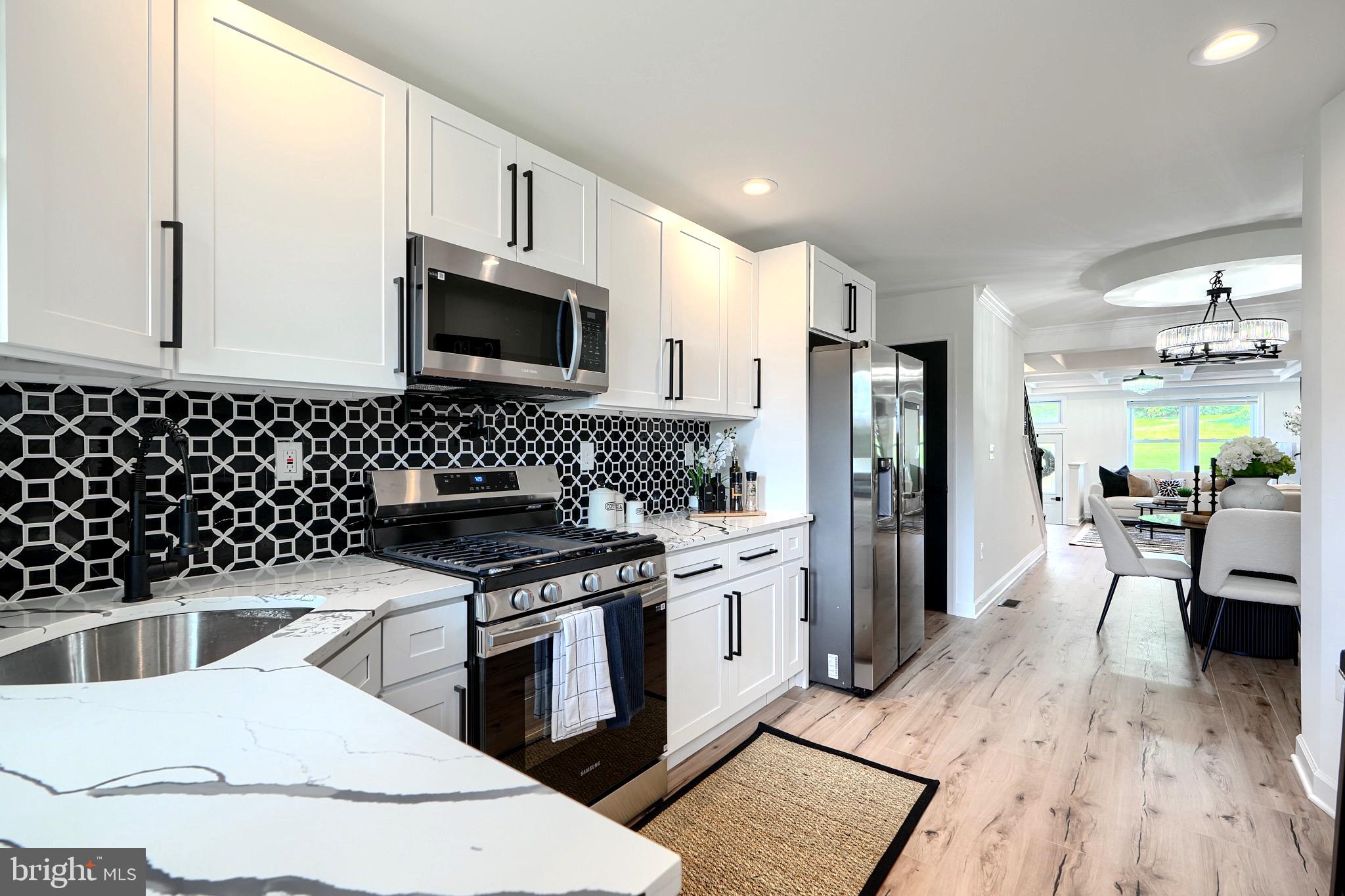 BROADWAY EAST - Residential