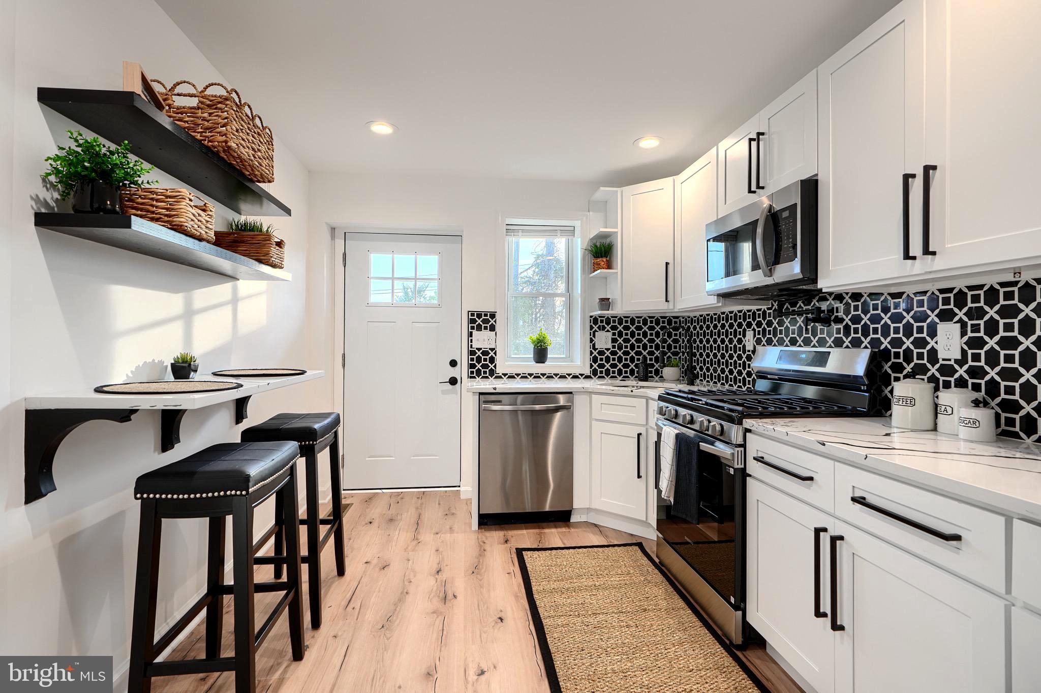 BROADWAY EAST - Residential